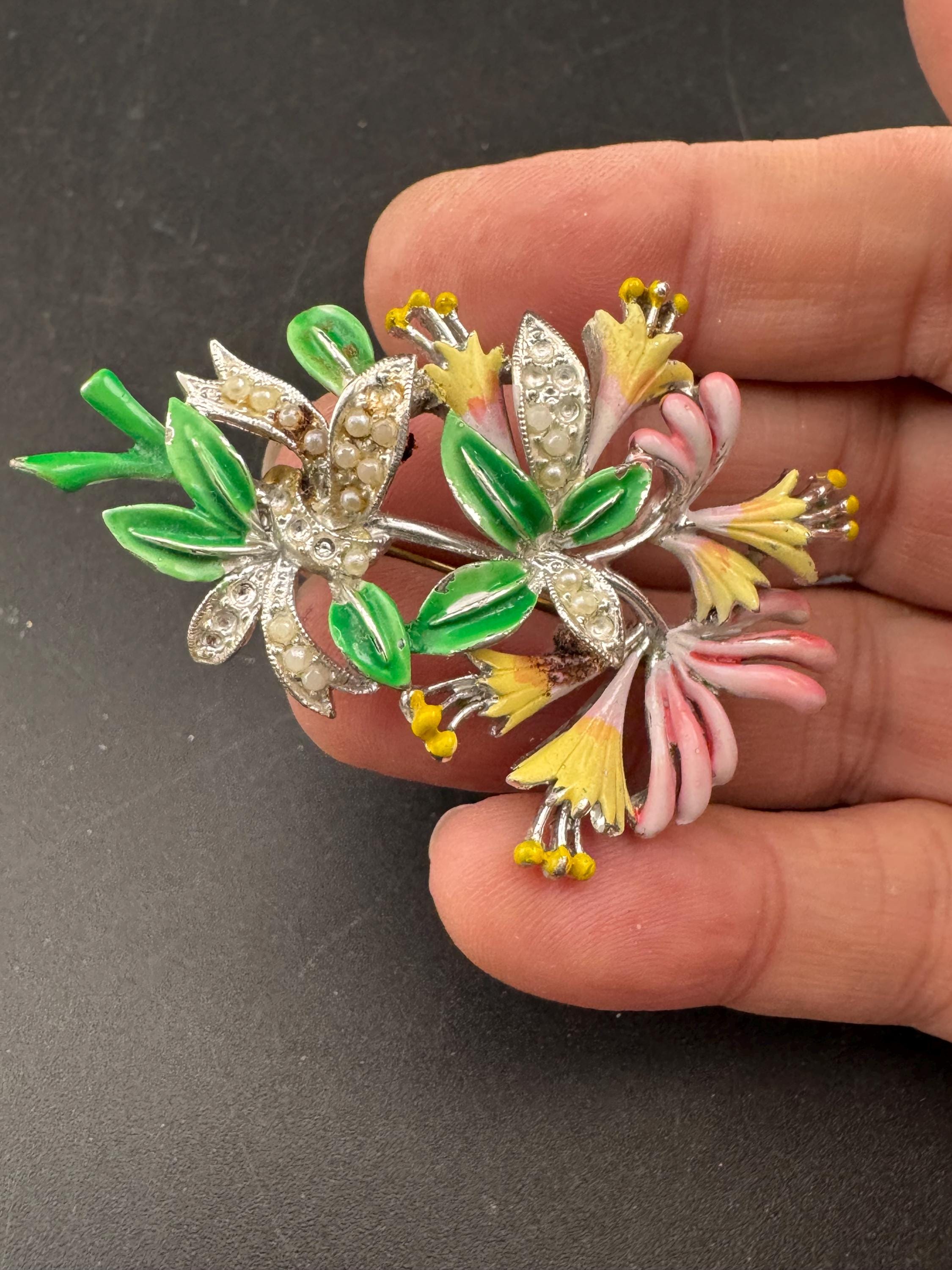 Vintage Enamel Exquisite floral birthday series brooch, honeysuckle flowers