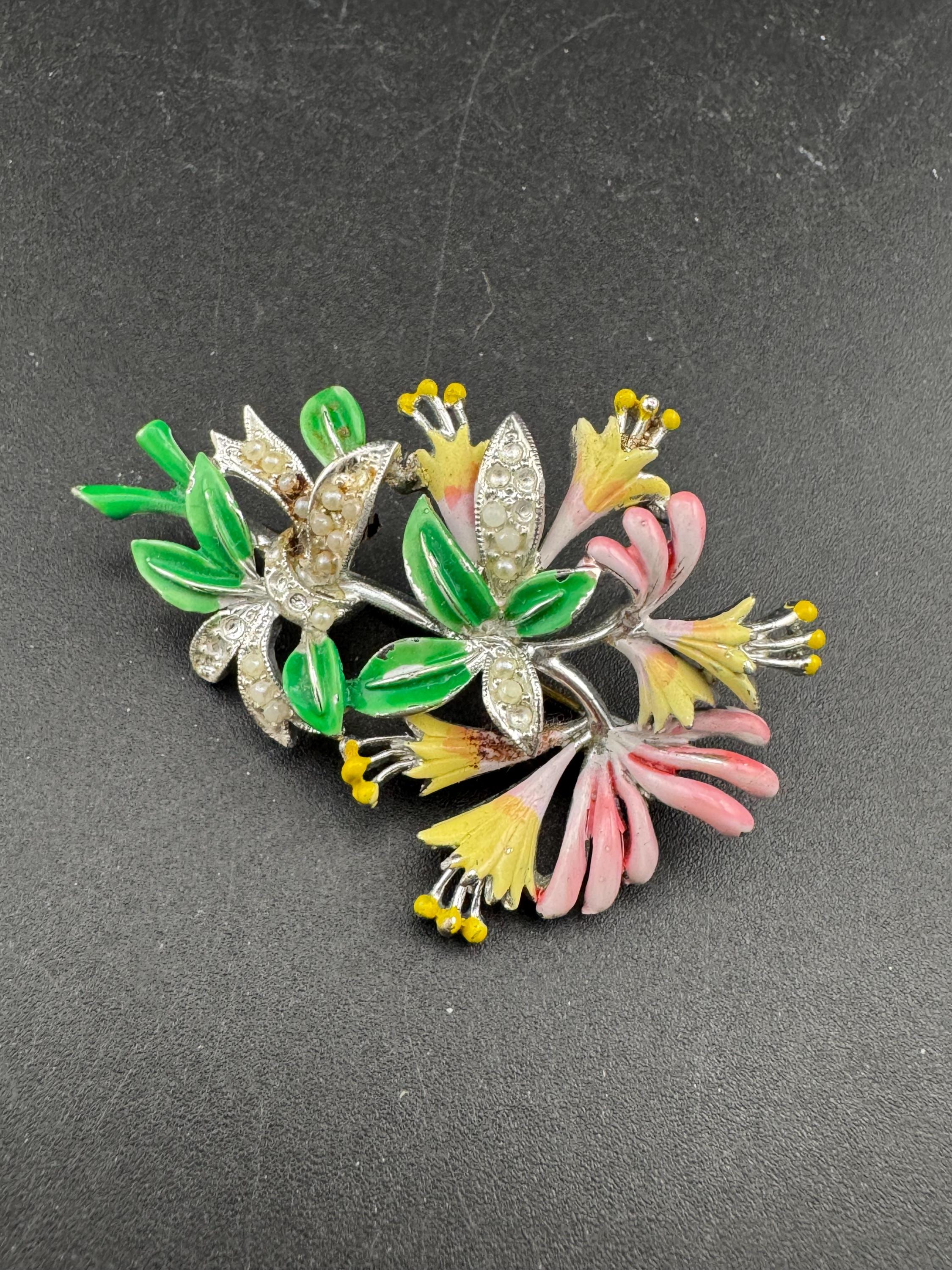 Vintage Enamel Exquisite floral birthday series brooch, honeysuckle flowers