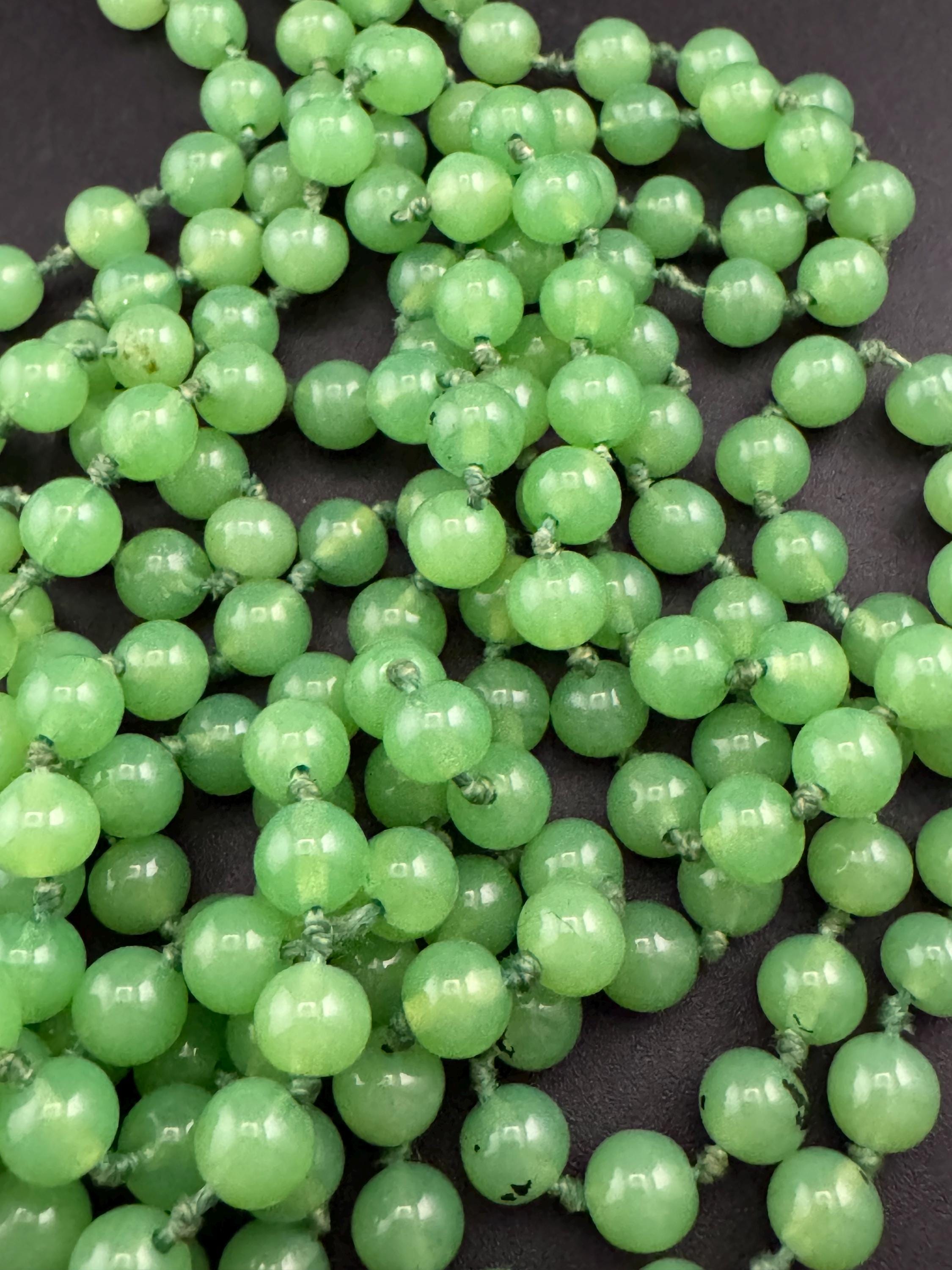 vintage Uranium UV glass beaded long necklace 168cm, flapper beads