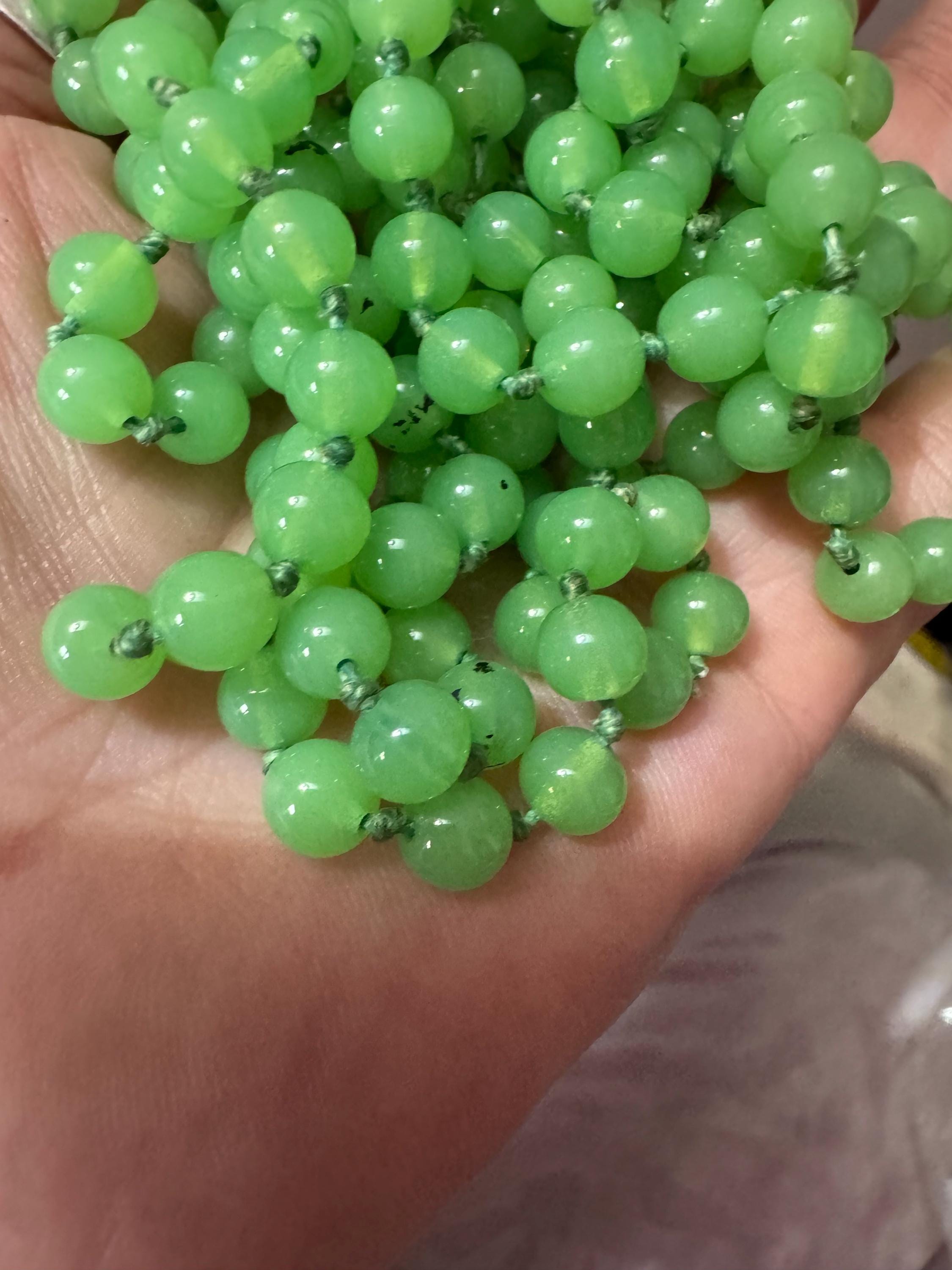 vintage Uranium UV glass beaded long necklace 168cm, flapper beads