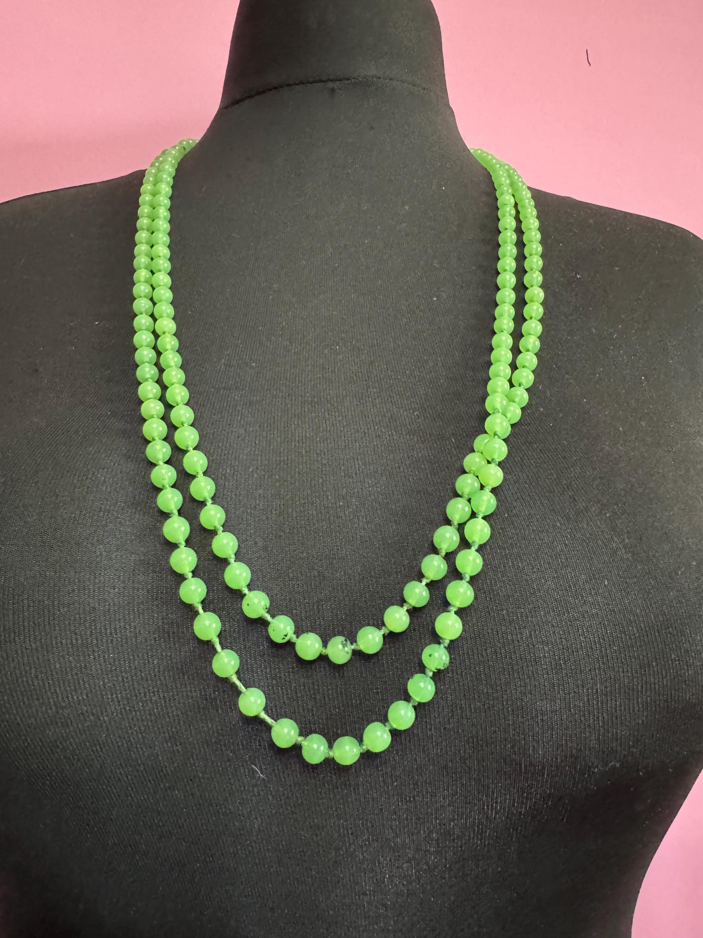 vintage Uranium UV glass beaded long necklace 168cm, flapper beads