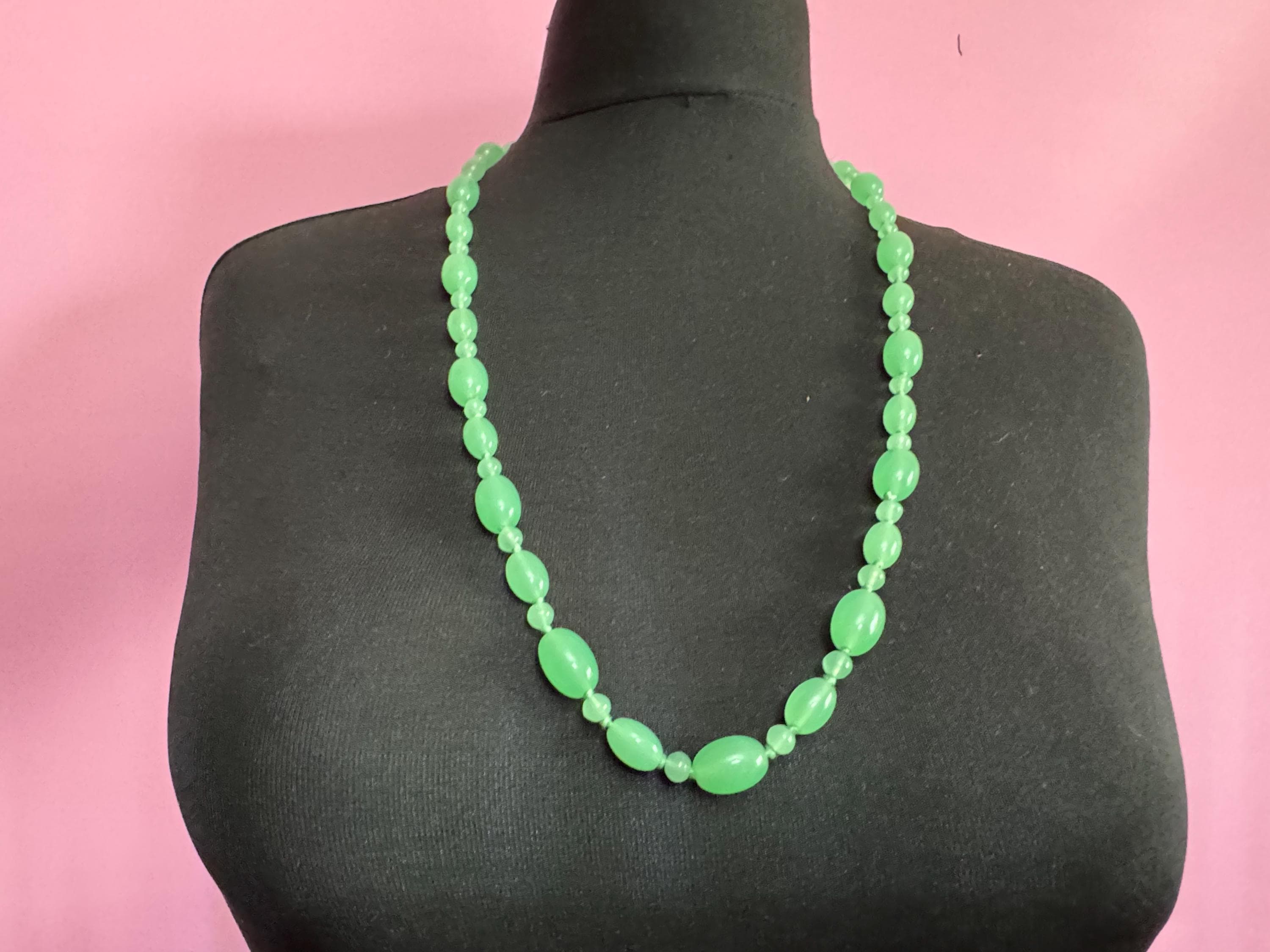 vintage Uranium UV glass beaded necklace 80cm, Czech beads