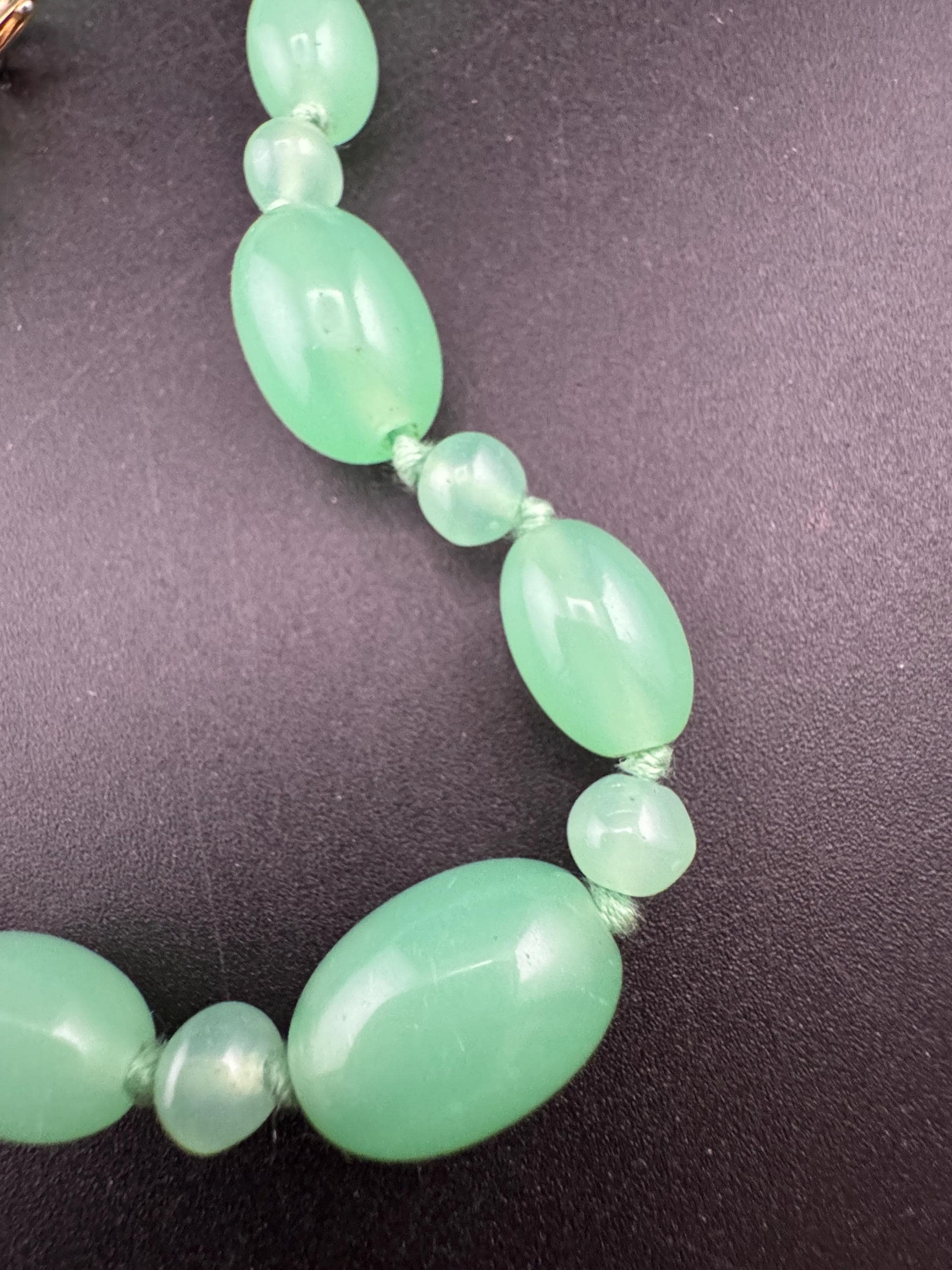vintage Uranium UV glass beaded necklace 80cm, Czech beads