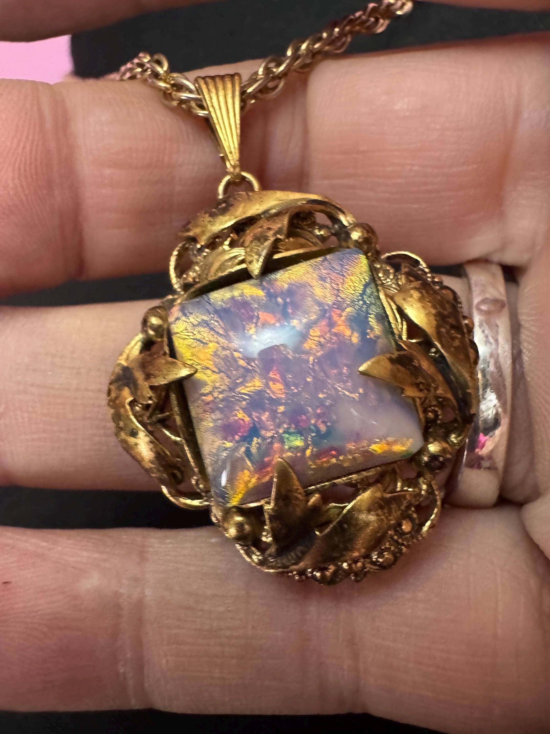 Vintage pink opaline cabochon Pendant Necklace, Czech filigree on later rope chain