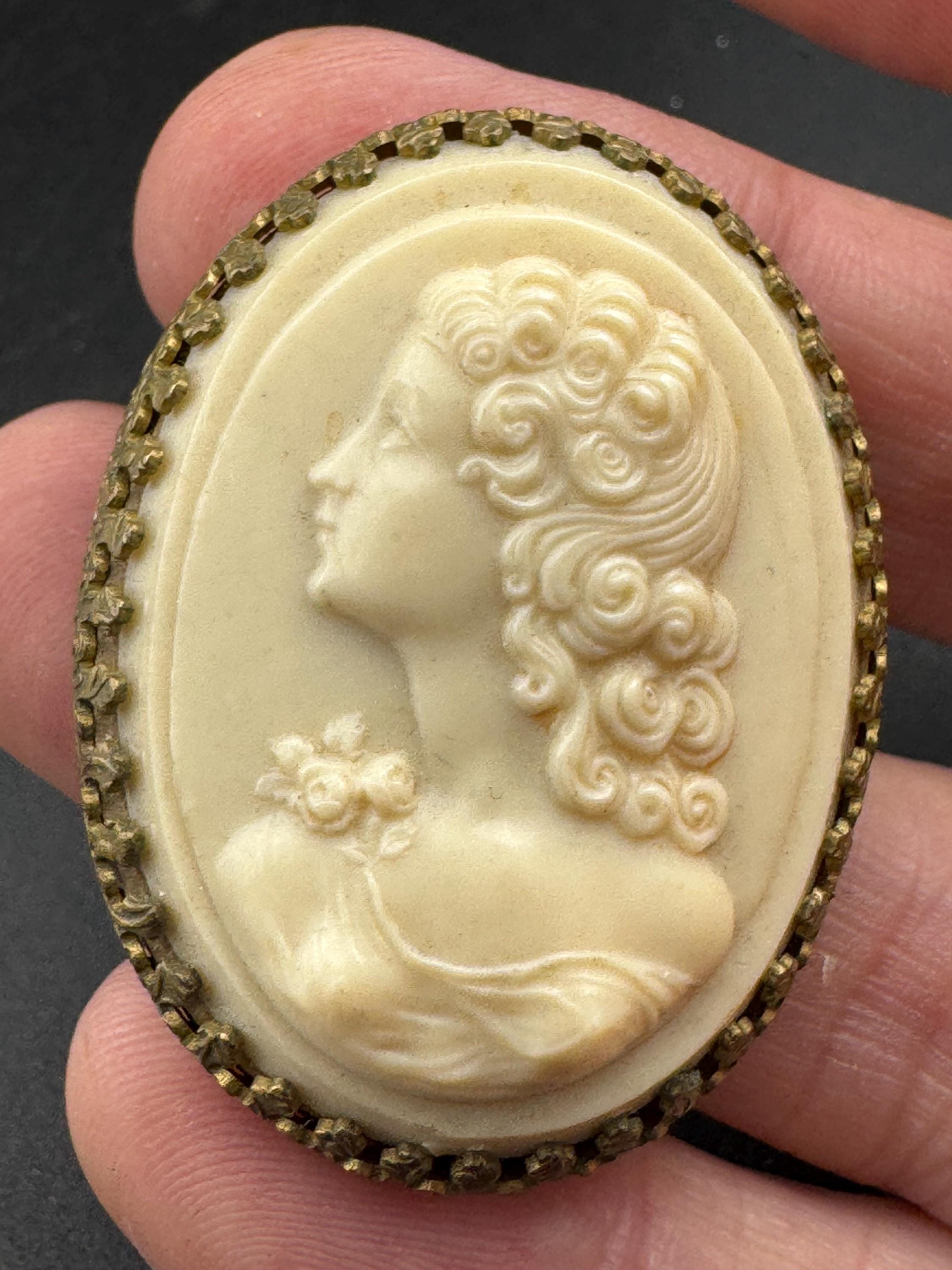 Vintage cream celluloid framed lady cameo brooch, French early plastic