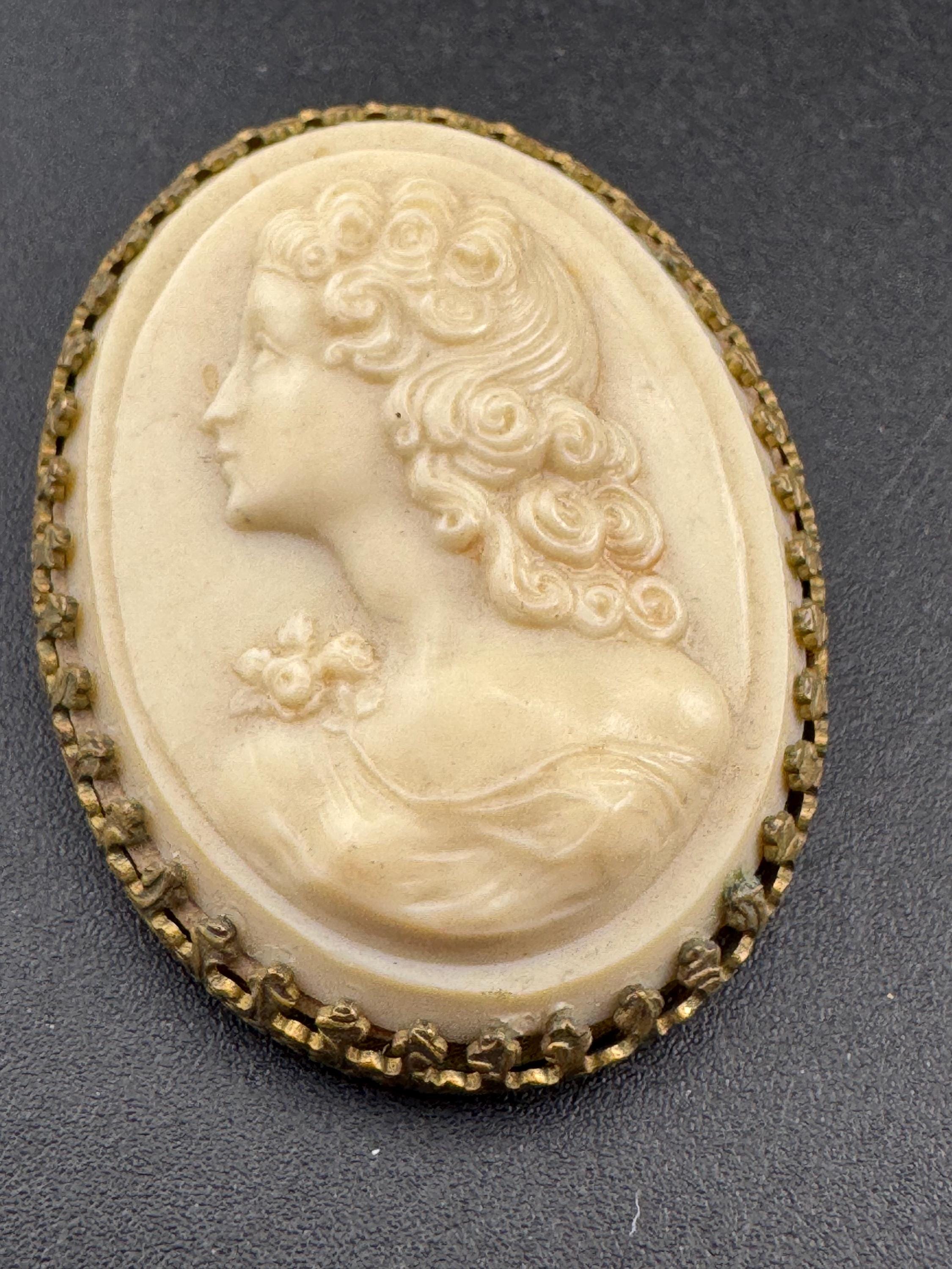 Vintage cream celluloid framed lady cameo brooch, French early plastic