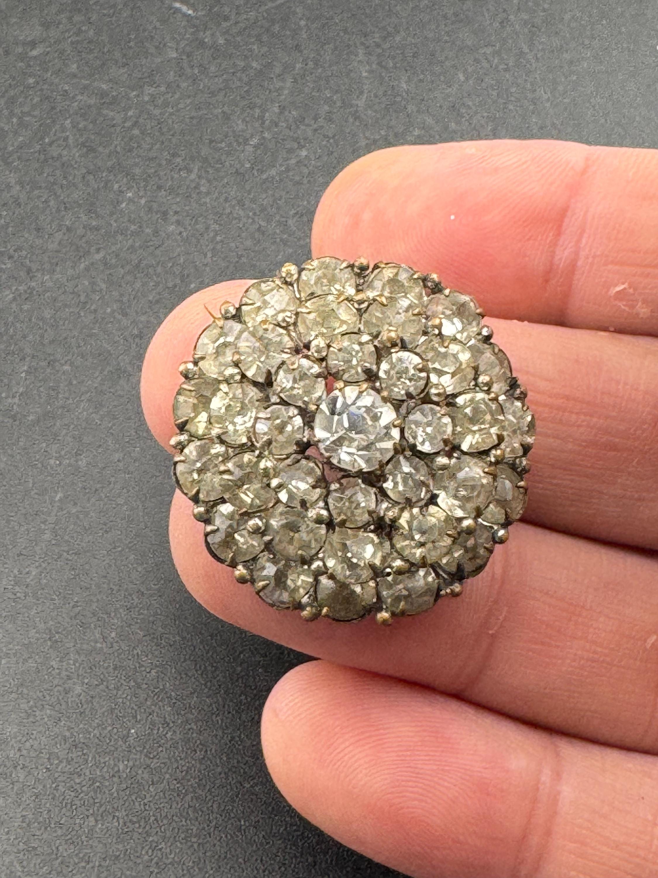 Vintage Edwardian clear rhinestone diamanté domed bullseye brooch, c clasp