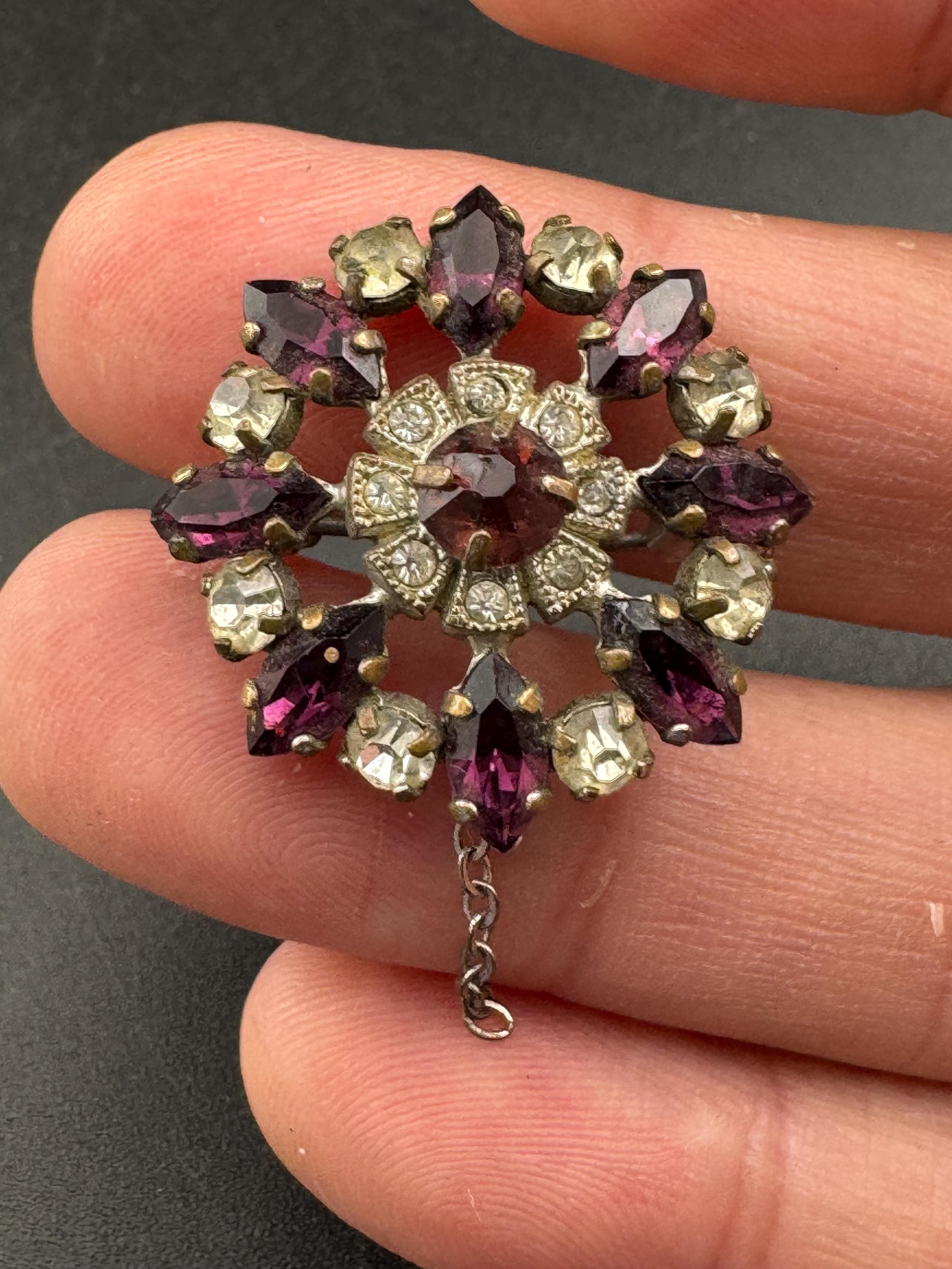 Edwardian amethyst rhinestone small Brooch with c clasp, purple and clear