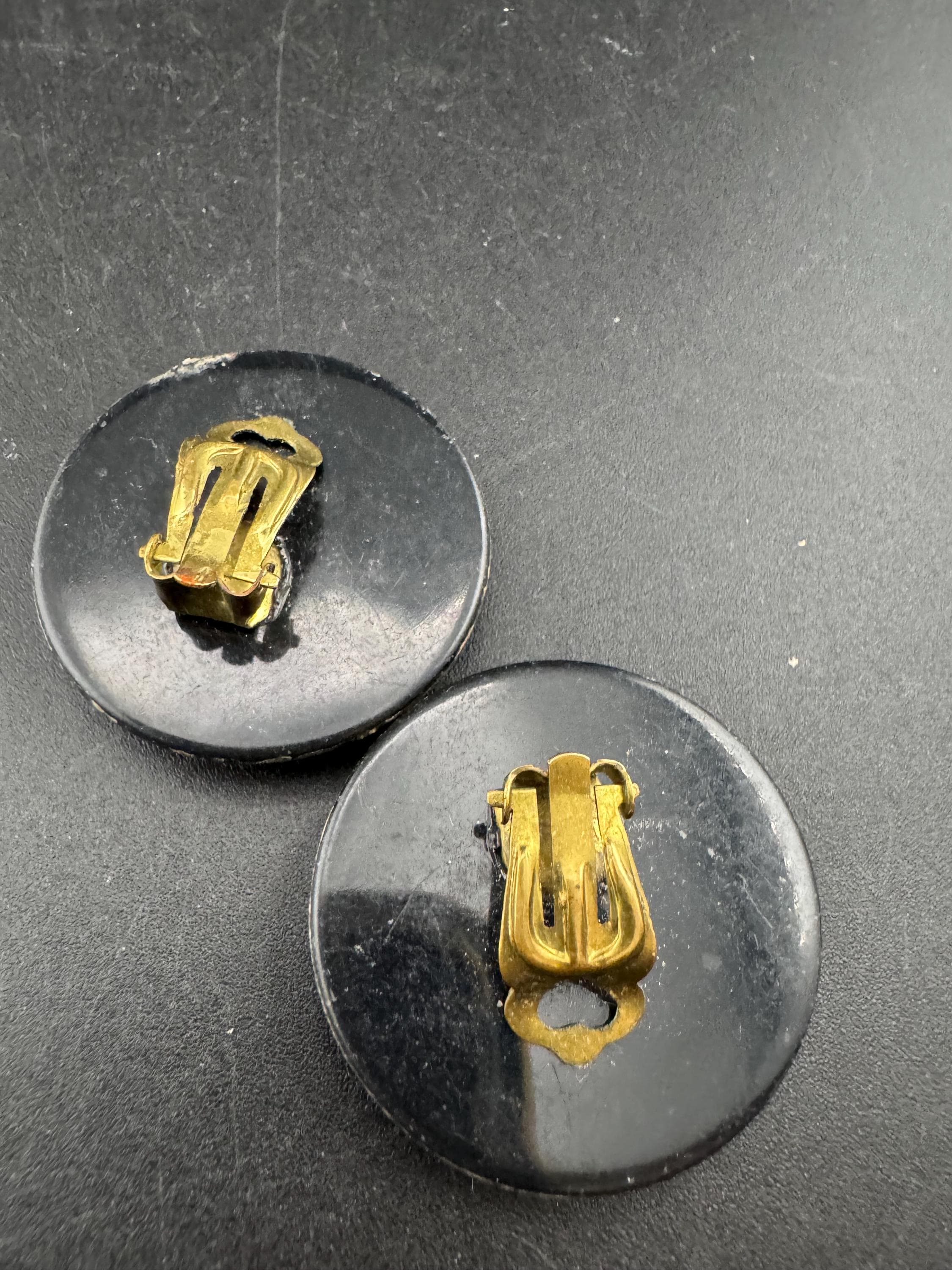 Oversized Bronze Button Clip On Earrings: Vintage Gold Tone, 3.5cm