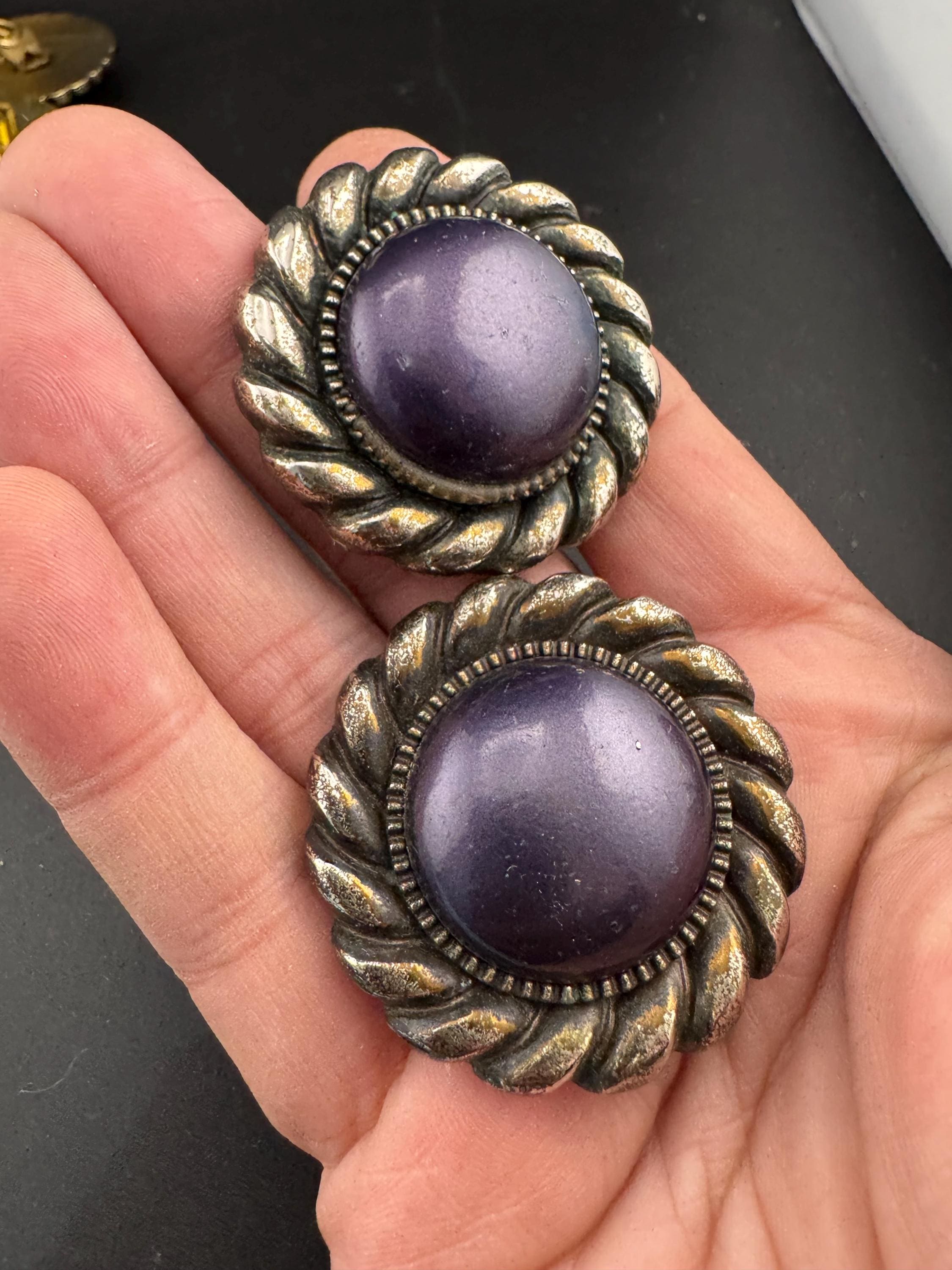 purple plastic pair large disc button stud earrings oversized 1980s antique silver tone