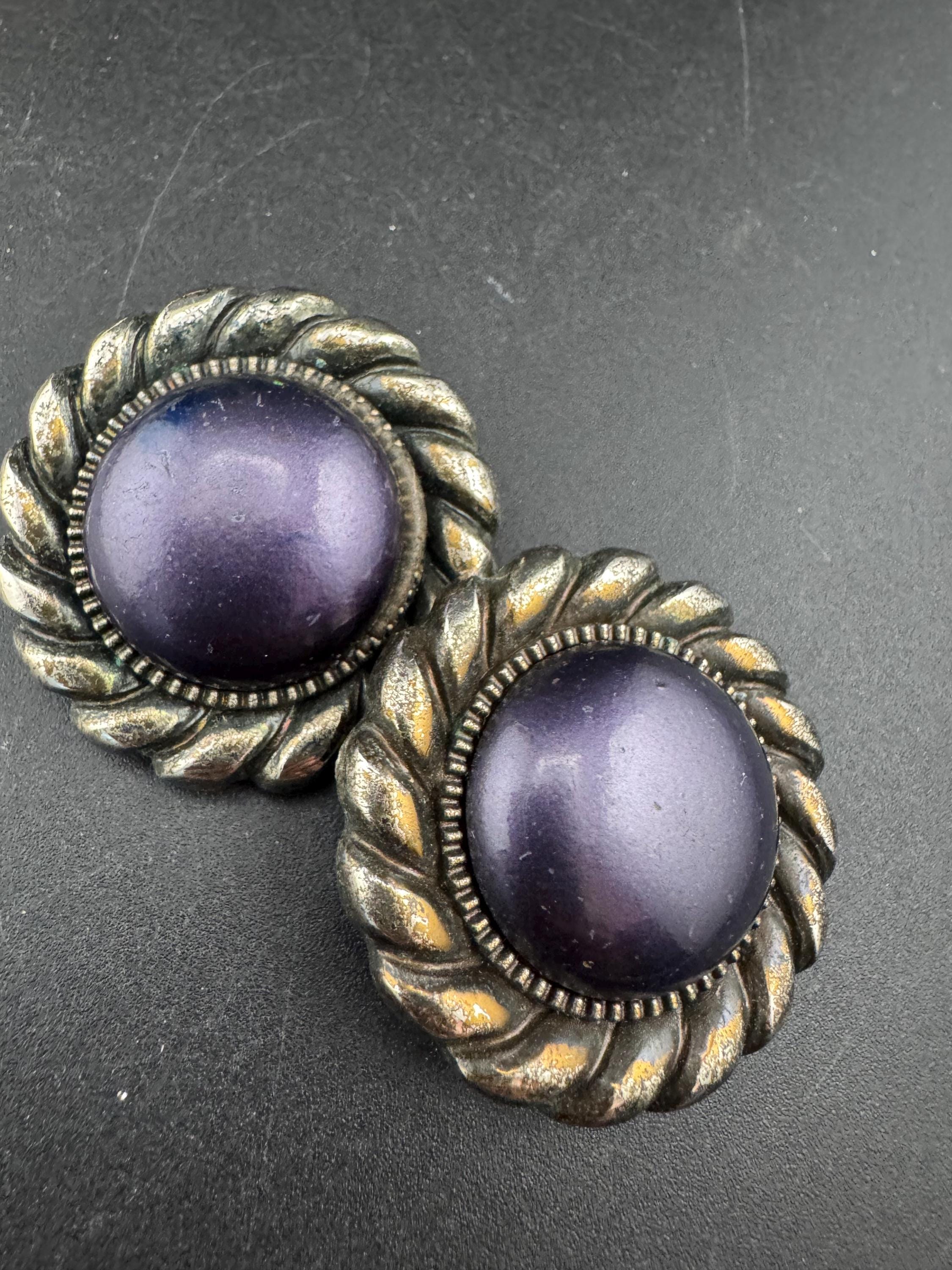 purple plastic pair large disc button stud earrings oversized 1980s antique silver tone