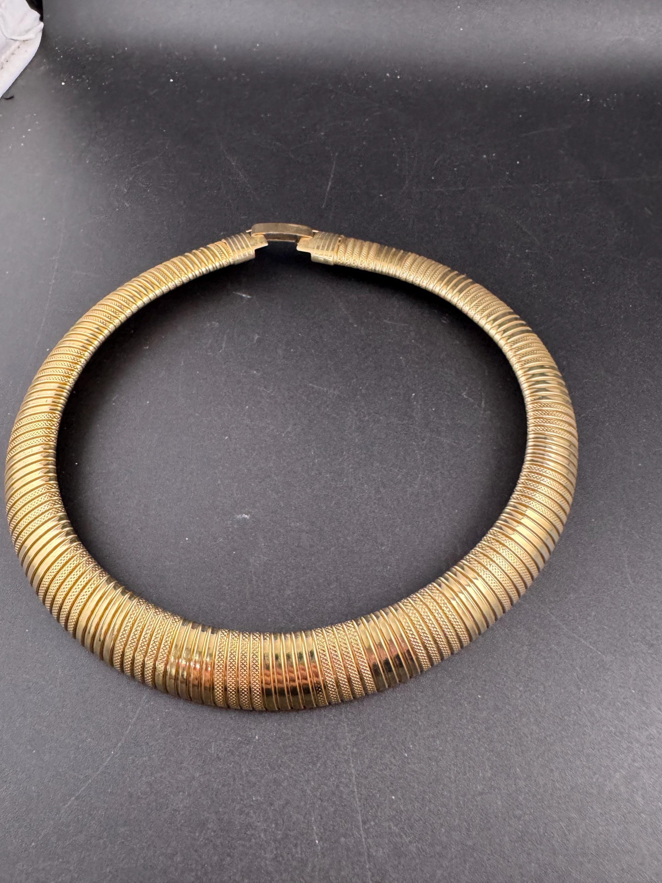 Two tone gold omega choker necklace , vintage 47cm