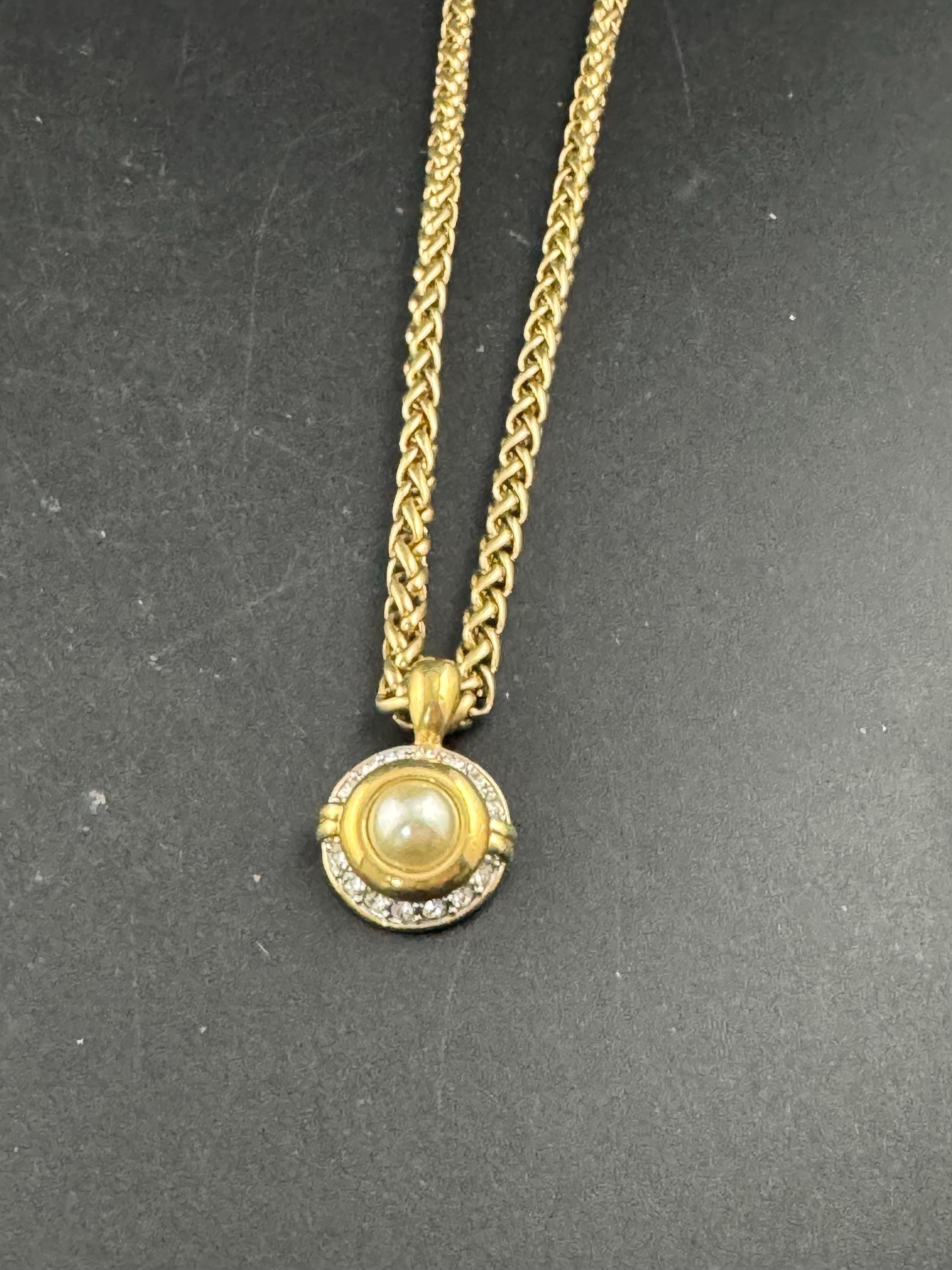 Vintage pearl crystal pendant on a wheat chain necklace, 5mm thick 46cm
