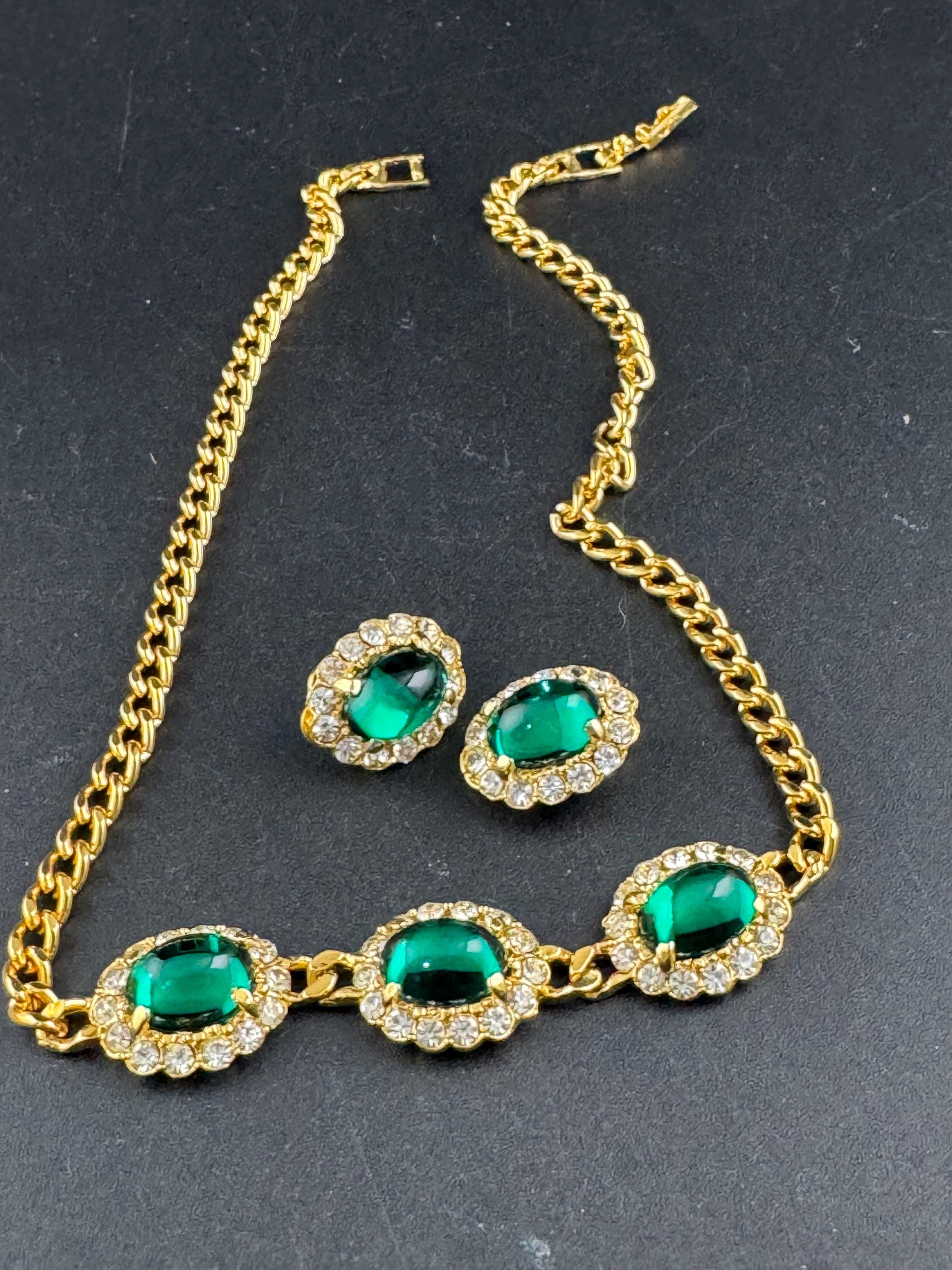 Austrian crystal emerald green Oval cabochon and clear diamanté choker necklace and matching clip earrings