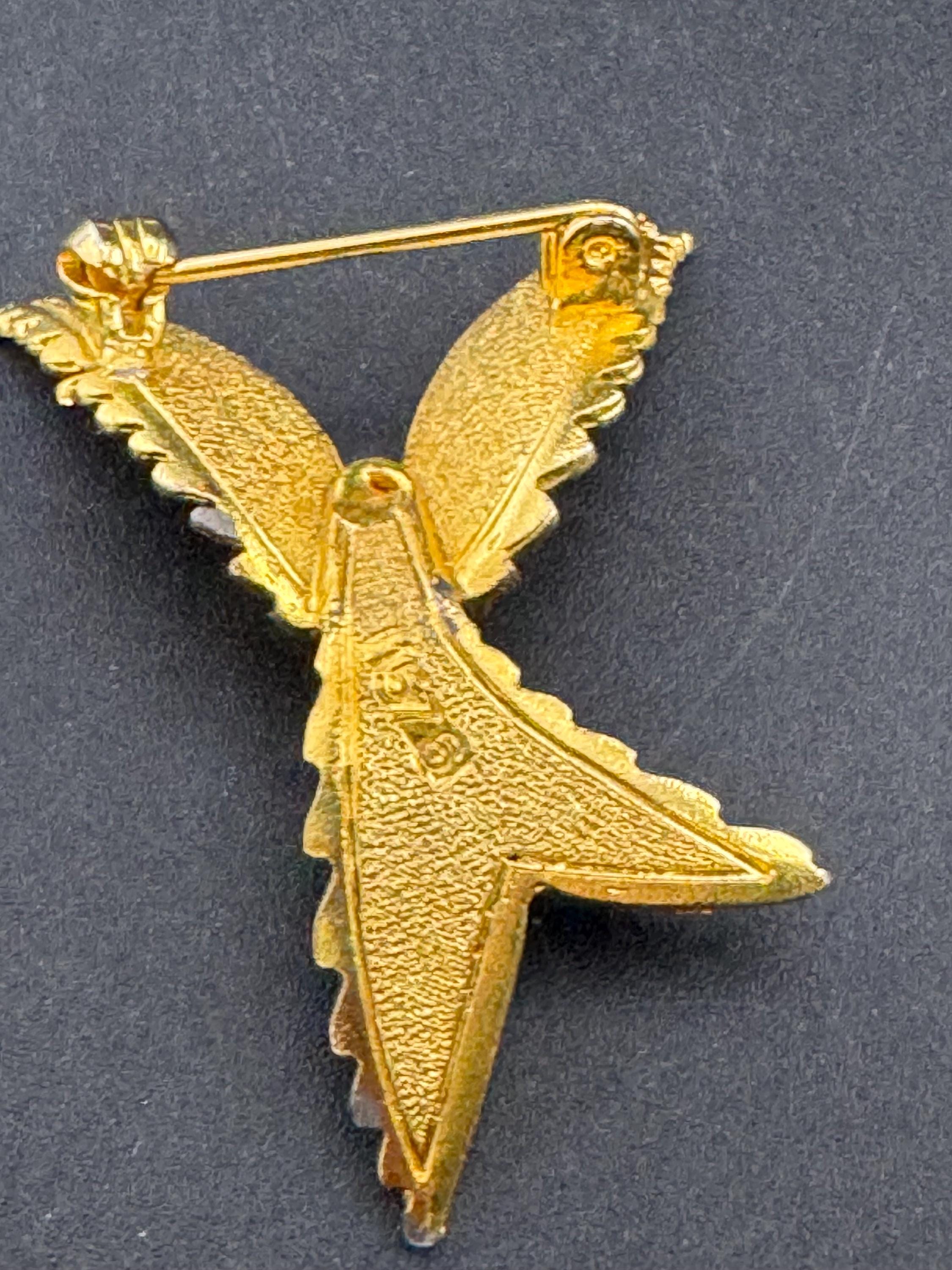 vintage gold tone abstract bird brooch 4cm sphinx