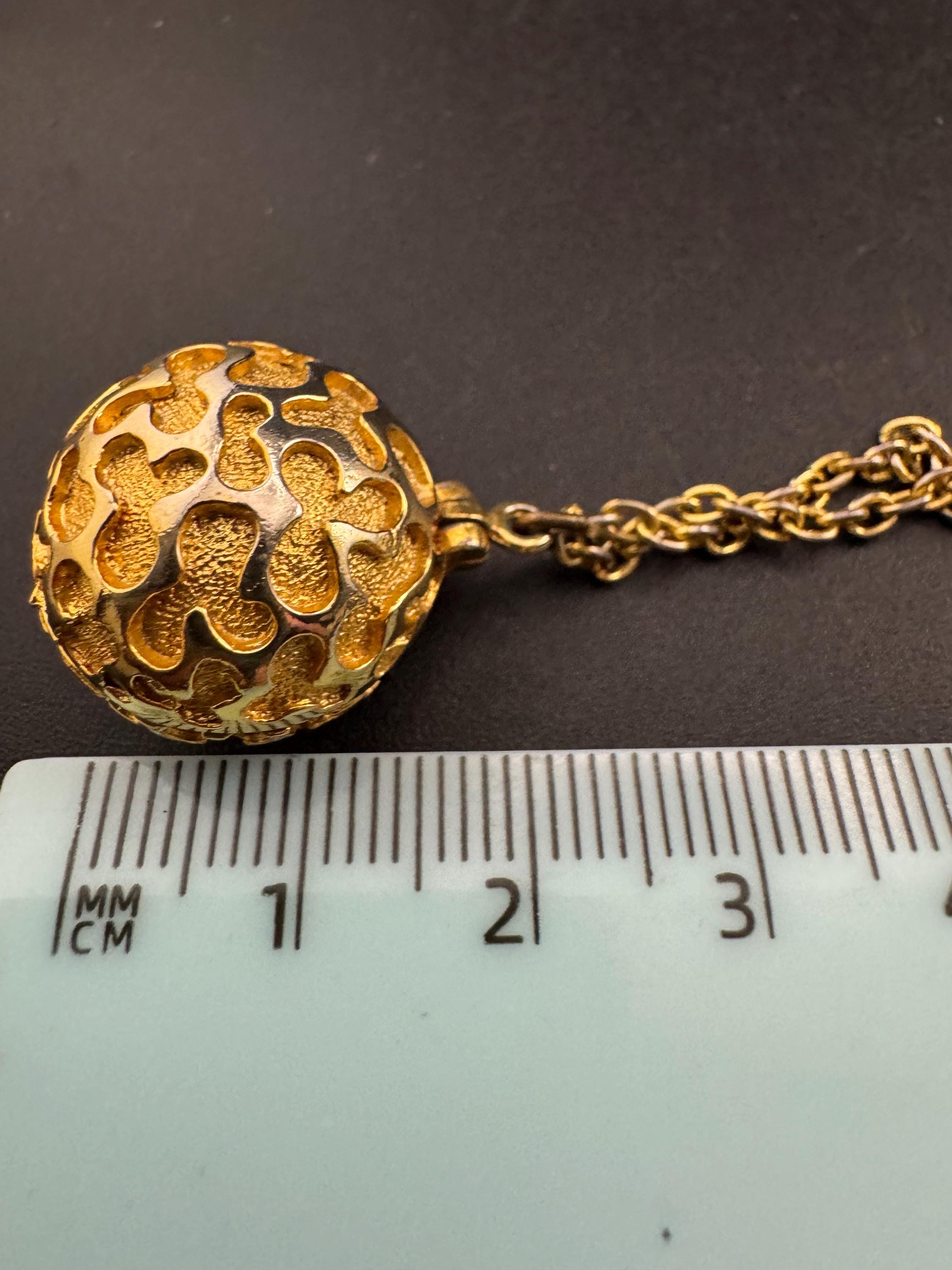 Retro 1980s modernist gold ball Locket Pendant Necklace