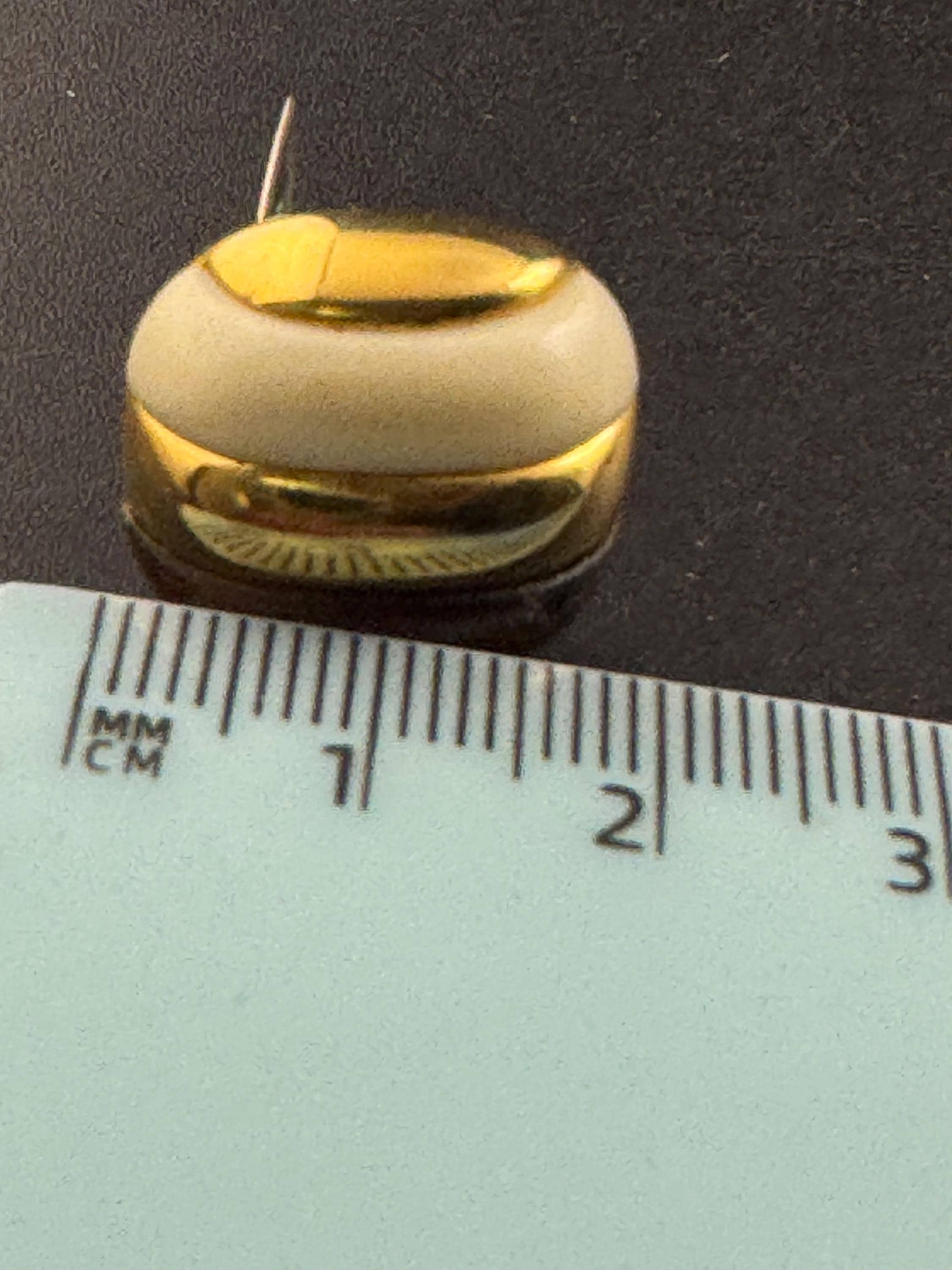 Vintage warm brown cream acrylic stud clip on earrings, gold tone 1.75cm