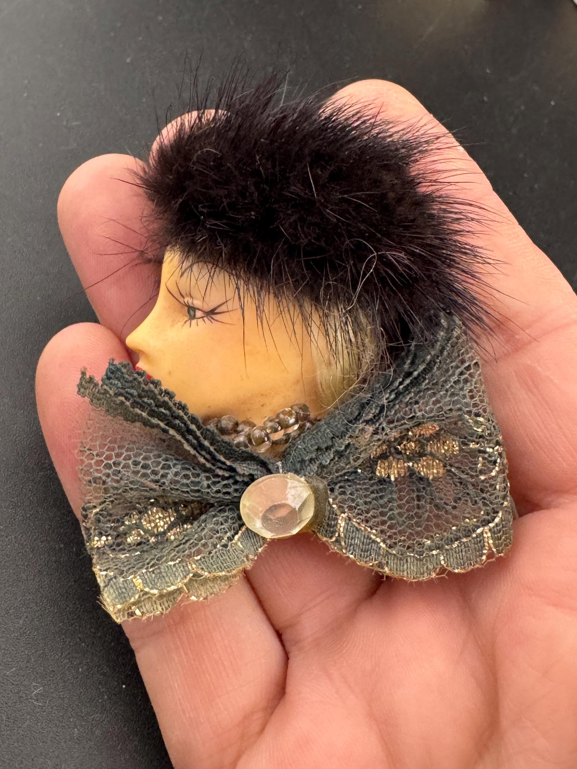 vintage flapper face brooch, art deco lady pin with mink fur and bow