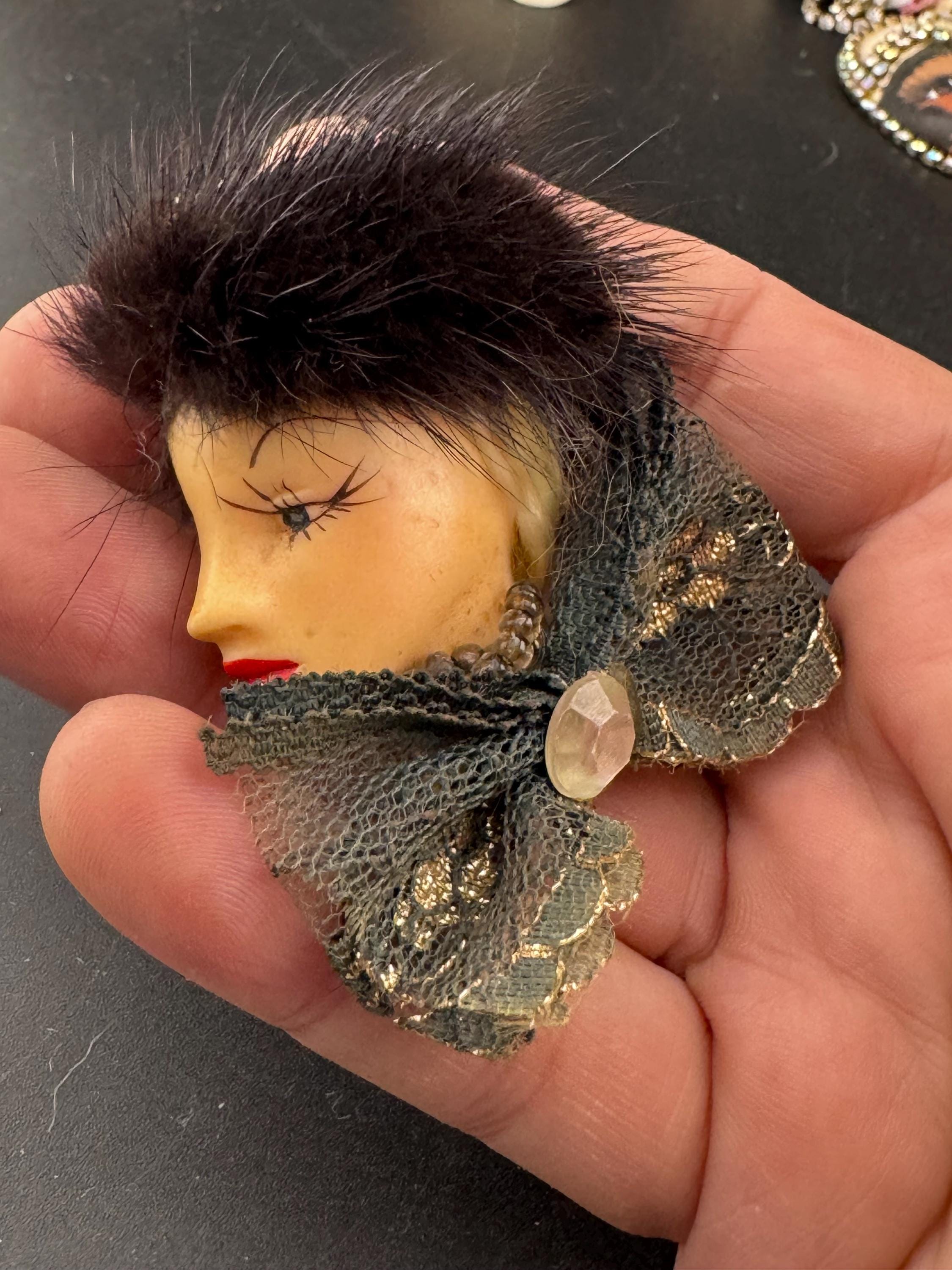 vintage flapper face brooch, art deco lady pin with mink fur and bow