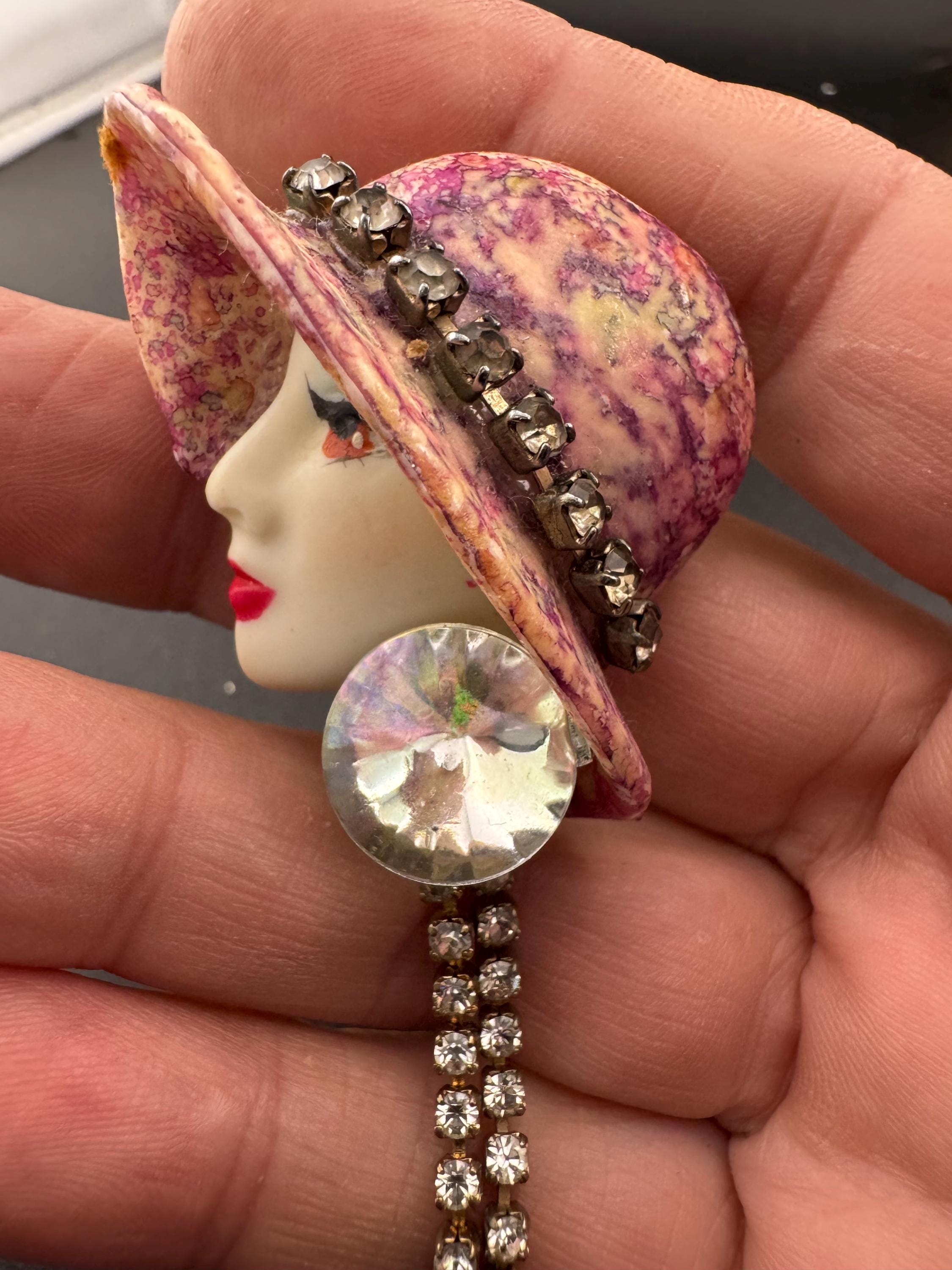 vintage rhinestone flapper face brooch, art deco lady pin with pink hat