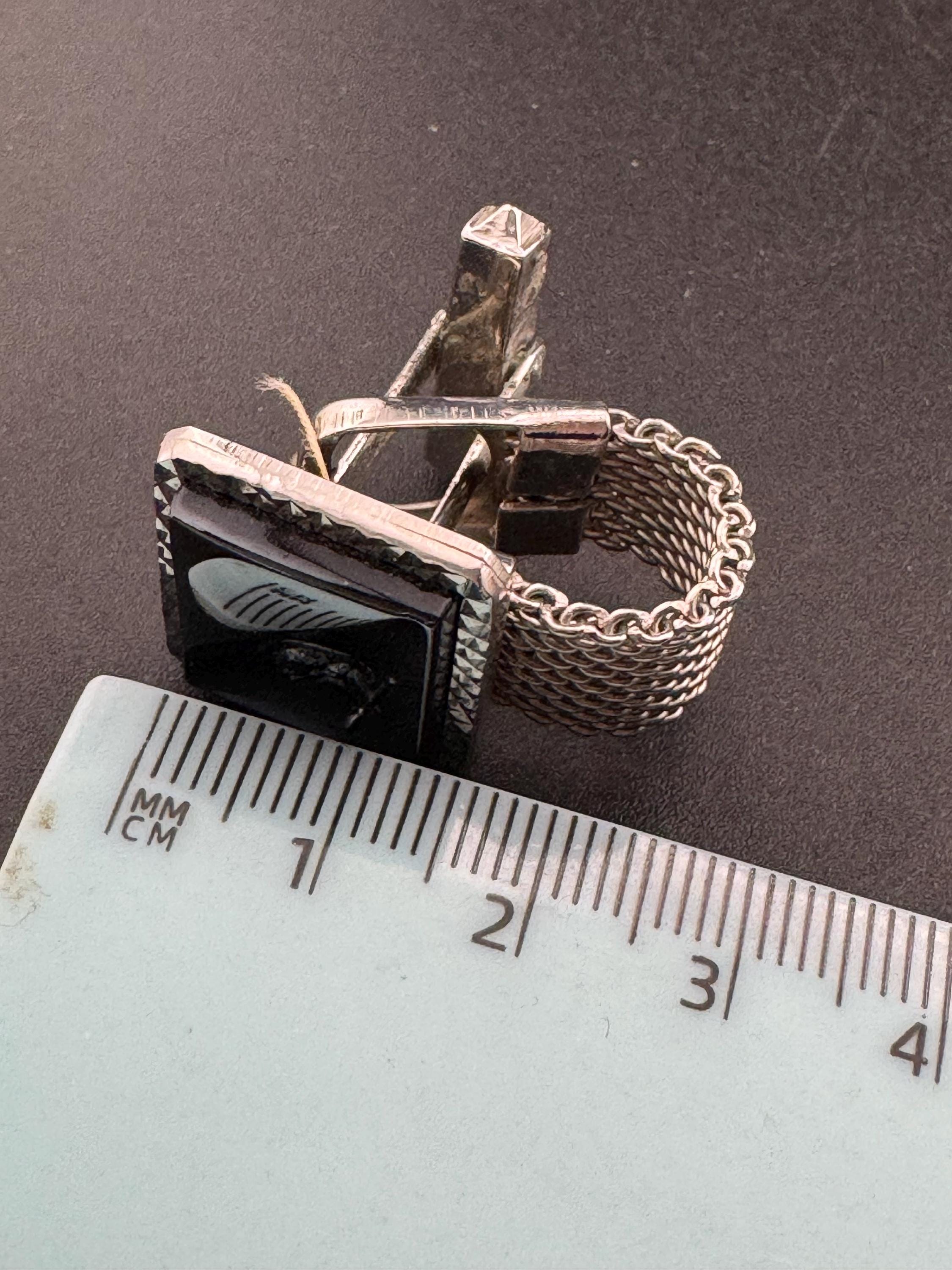 Vintage men’s centurion mesh cufflinks with black hematite , Brutalist 1970s silver tone