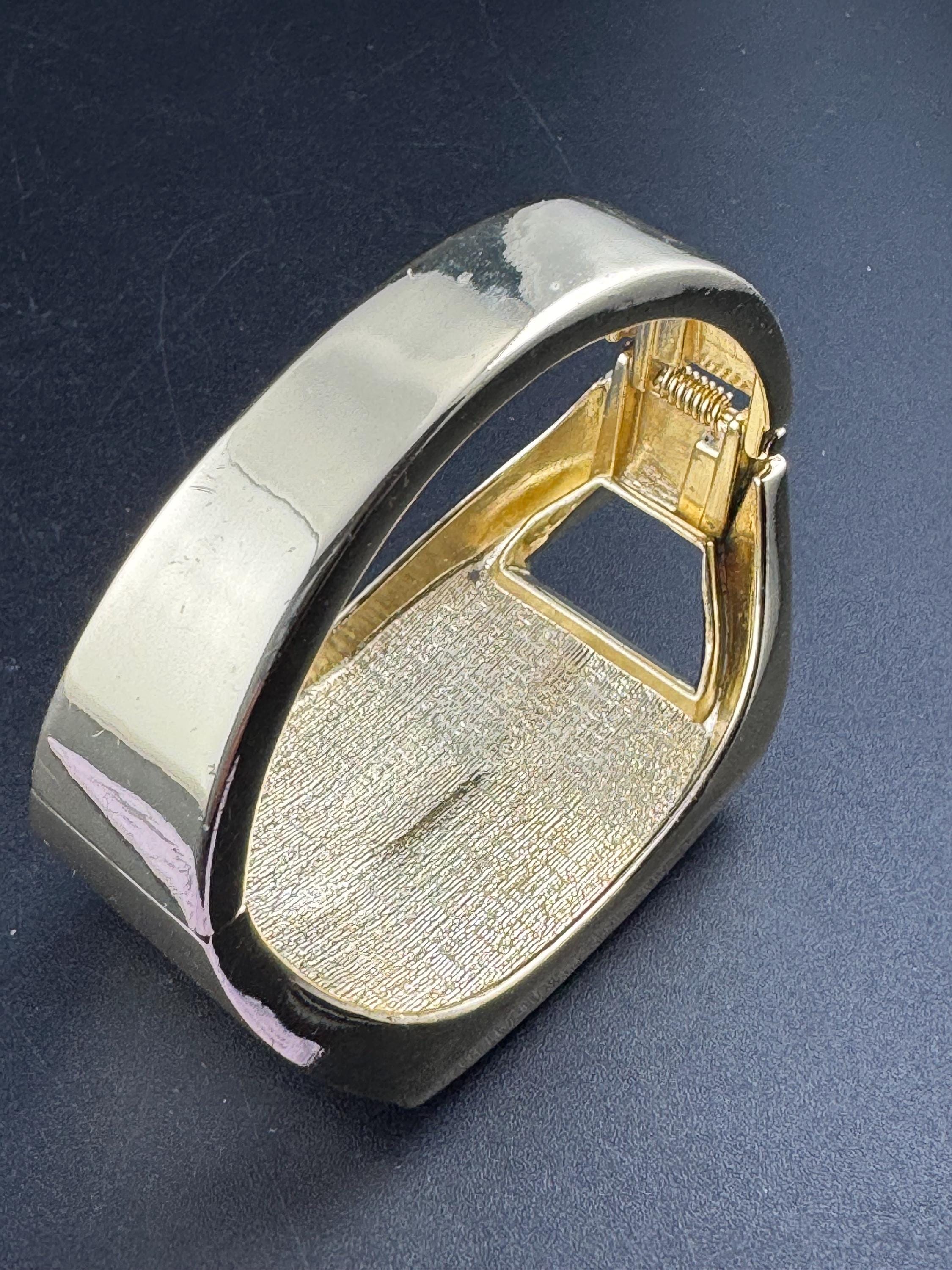 Retro 4cm wide chunky clear diamanté hinged clamper bangle