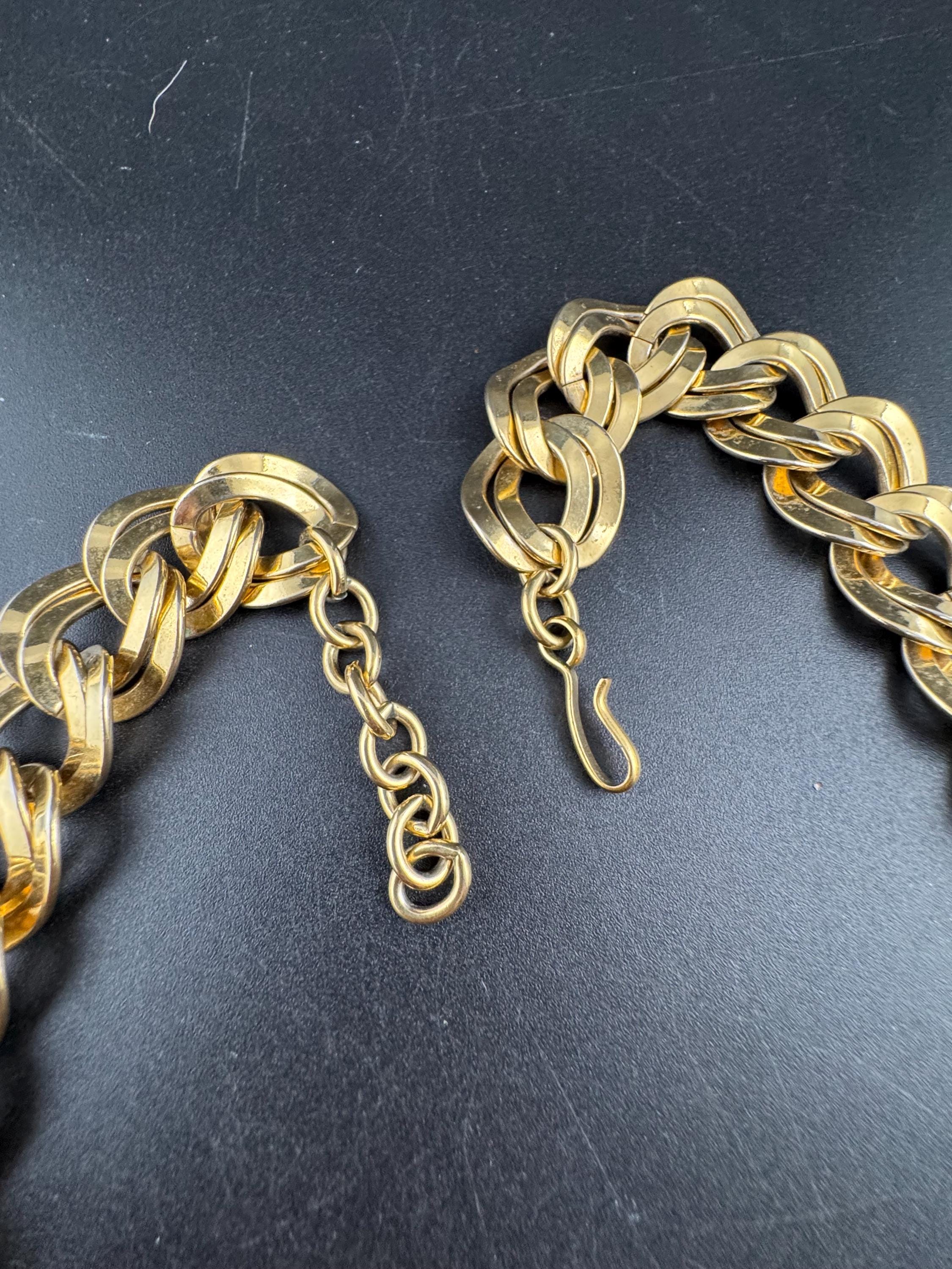 Retro 1980s wide link chunky gold tone double curb link choker necklace