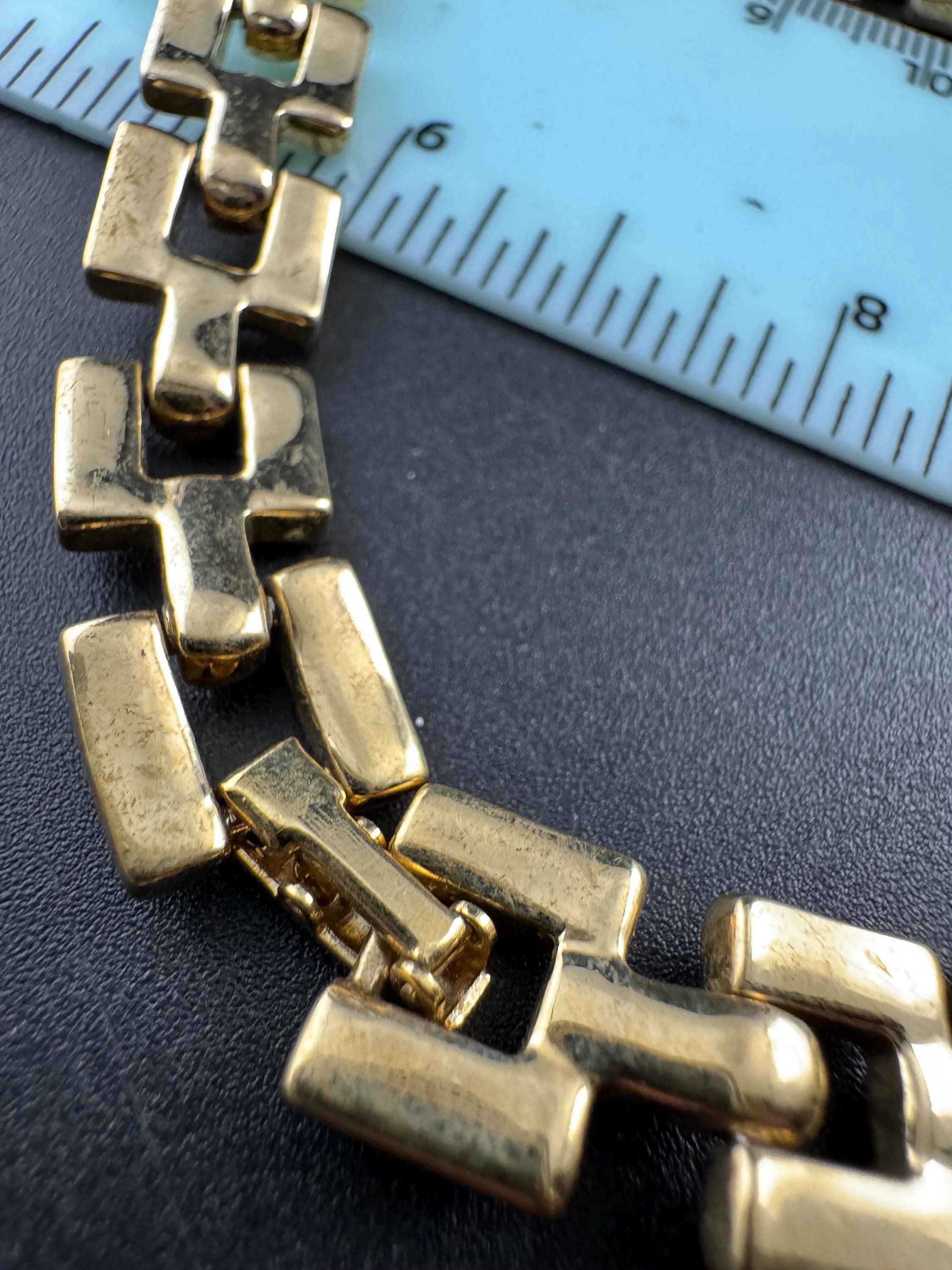 Vintage Gold Tone Panther Link Choker Necklace (41cm)