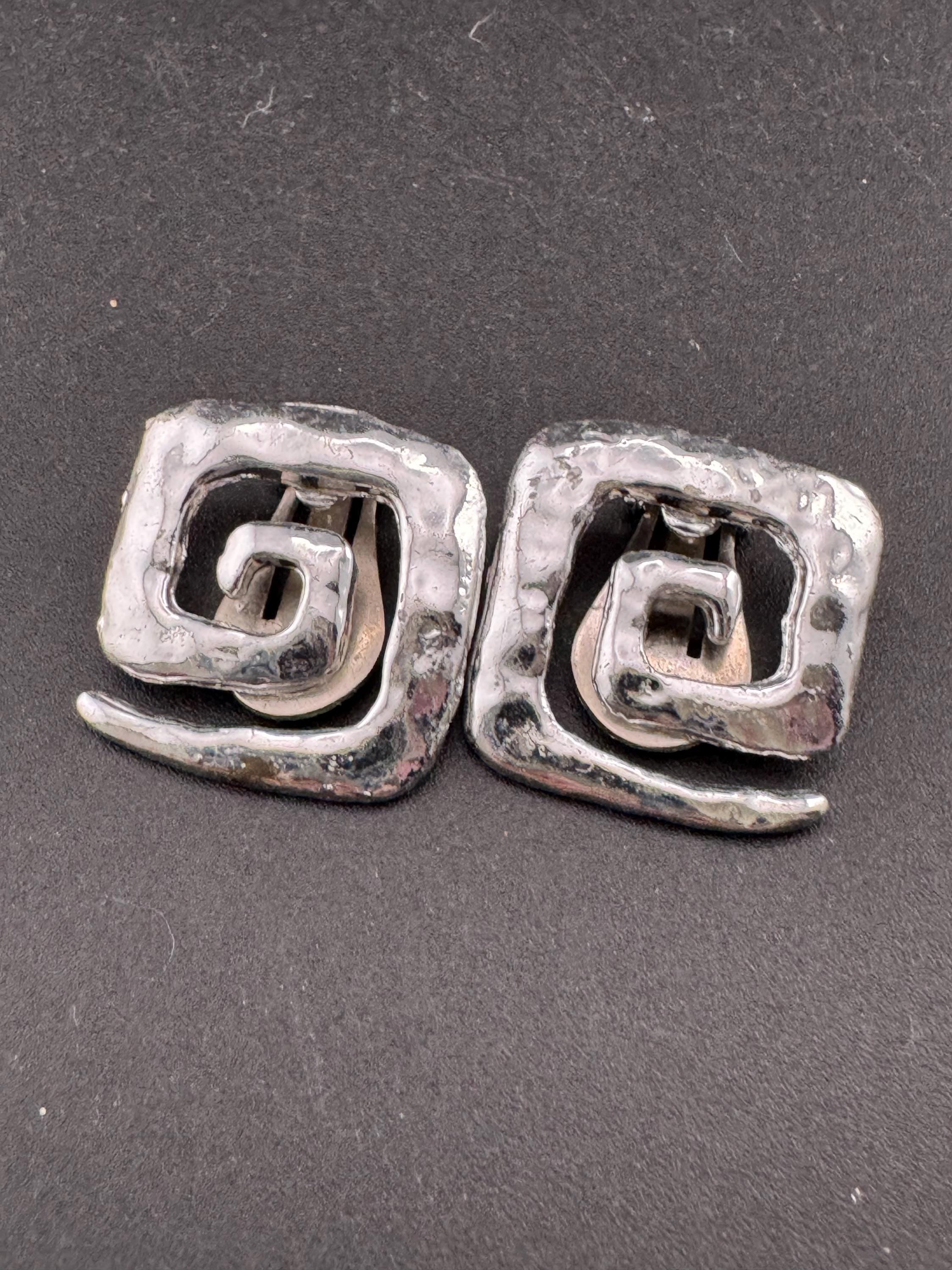 Vintage silver tone glossy Greek key clip on square earrings 80s