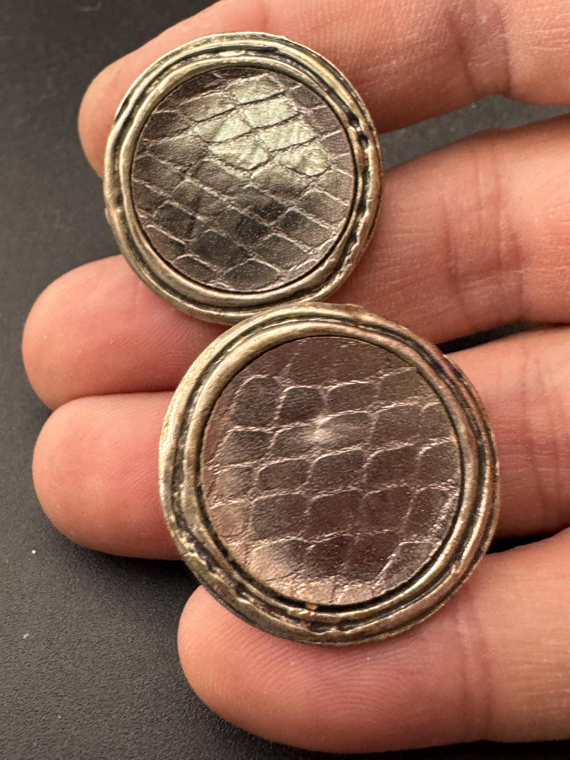 vintage Silver metal snake print insert 2.5cm disc clip on earrings