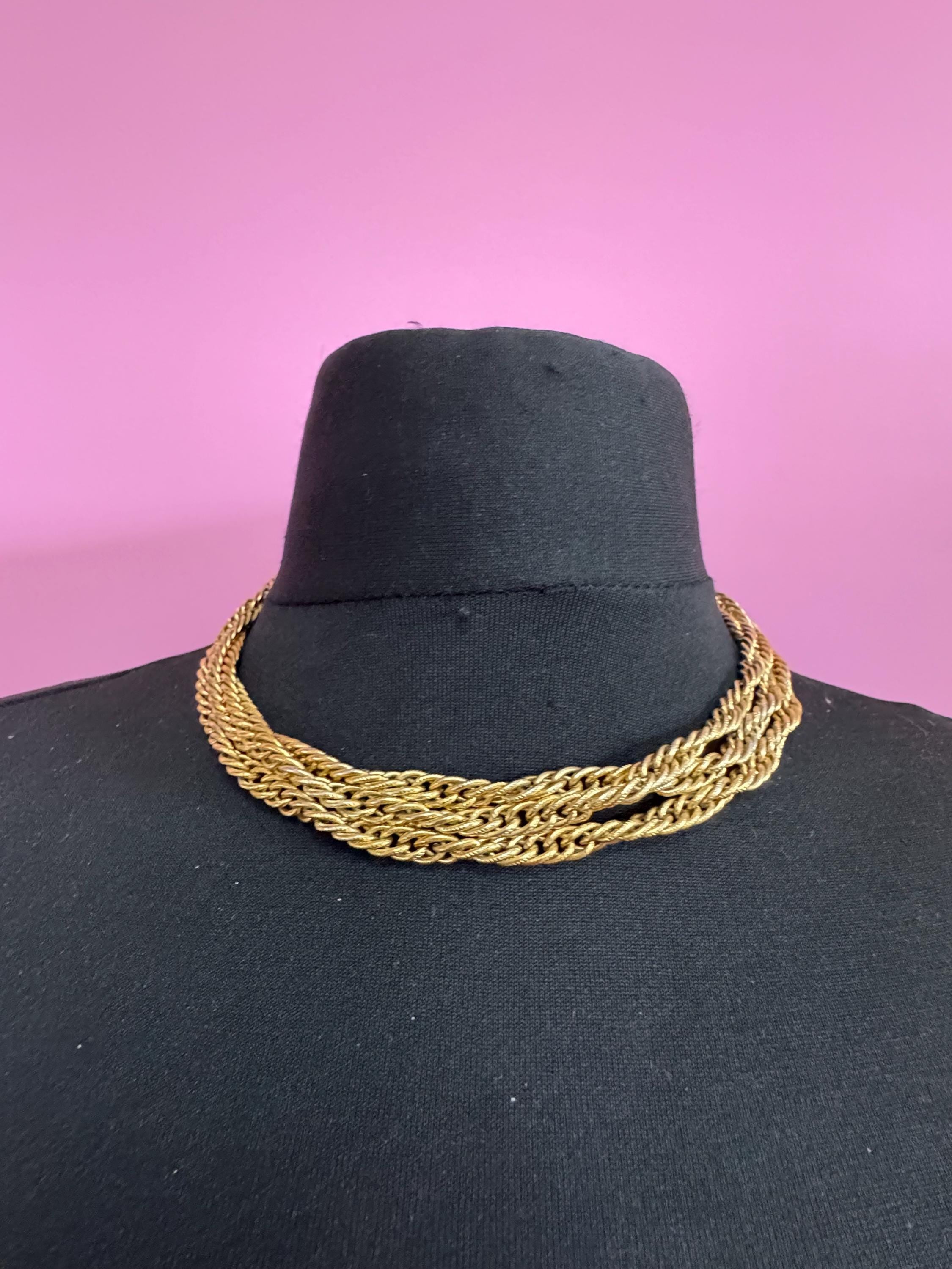 Signed TRIFARI long rope twisted layering chain necklace 140cm, flapper length gold plated