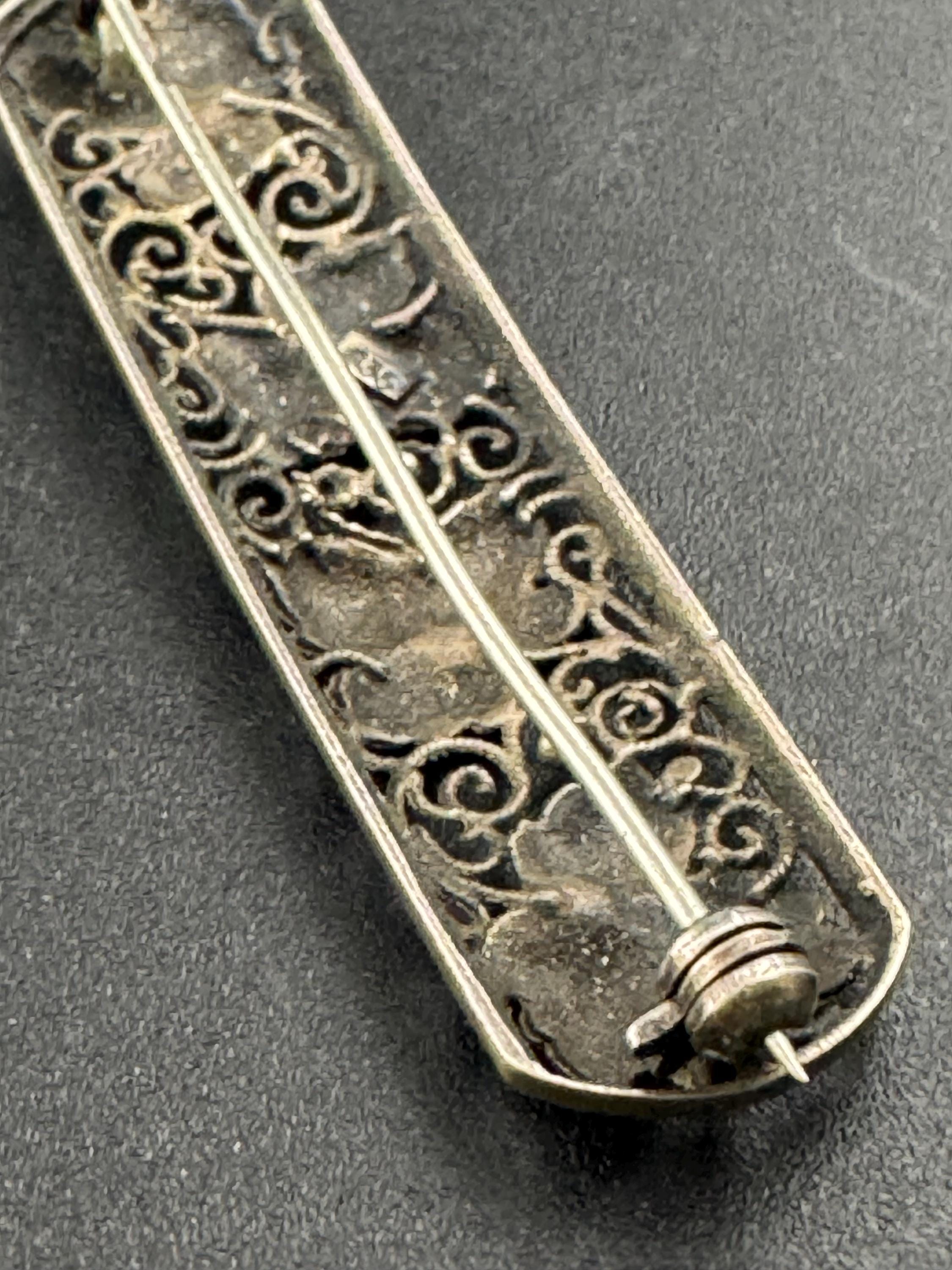Antique 835 grade continental silver art nouveau leaf bar brooch, 1900s
