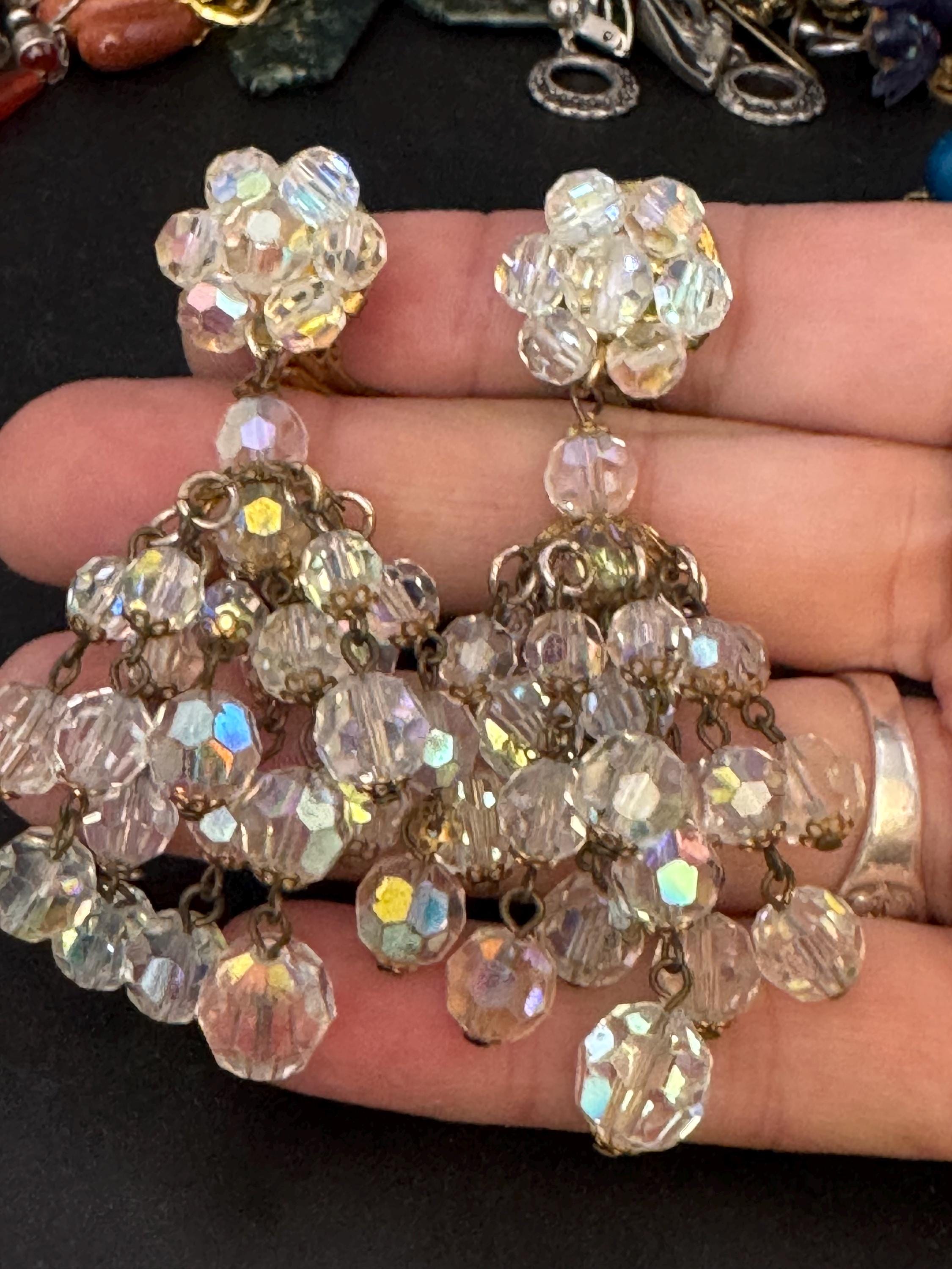 Vintage clear aurora borealis glass beaded chandelier drop clip on earrings