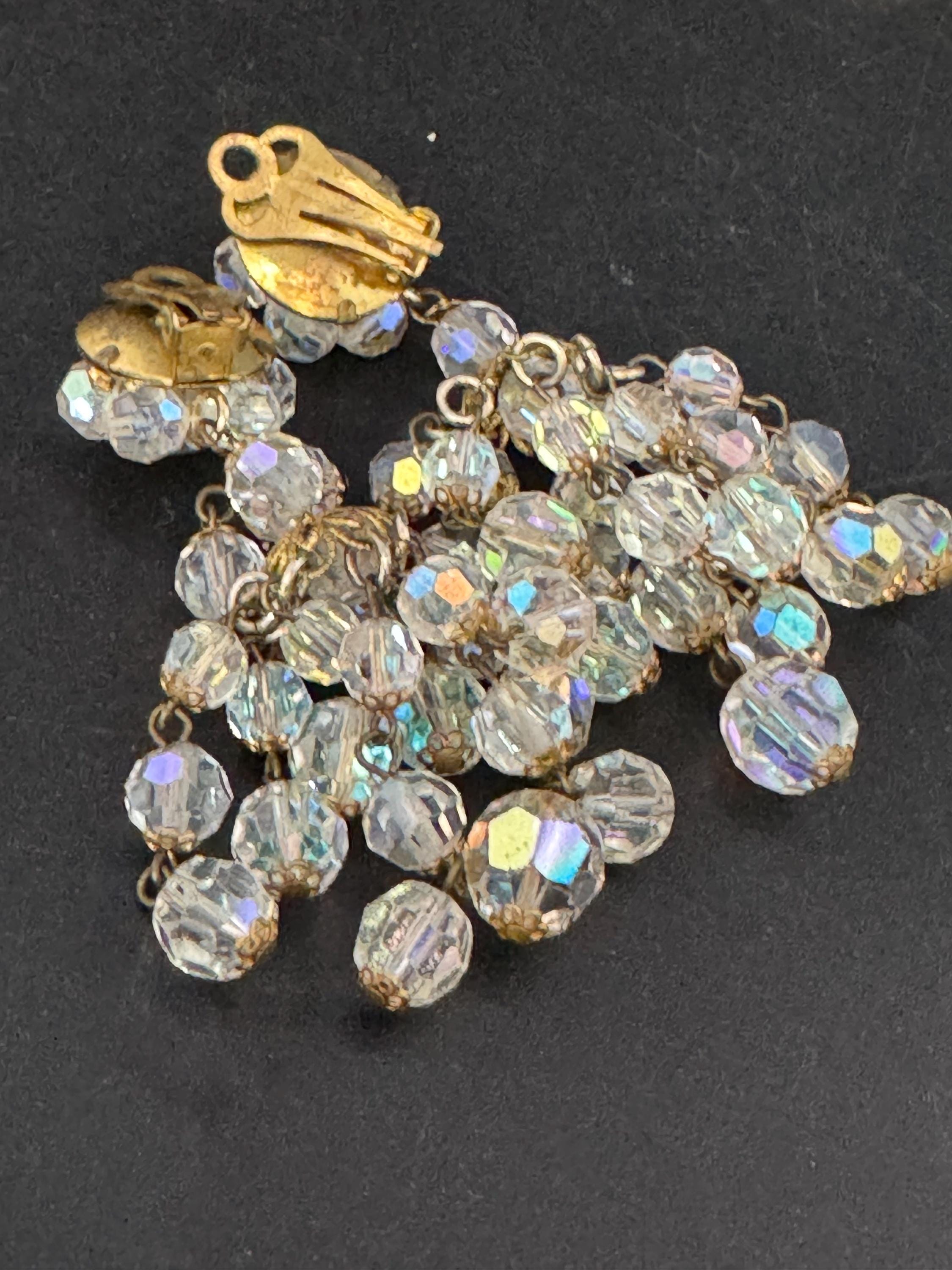 Vintage clear aurora borealis glass beaded chandelier drop clip on earrings