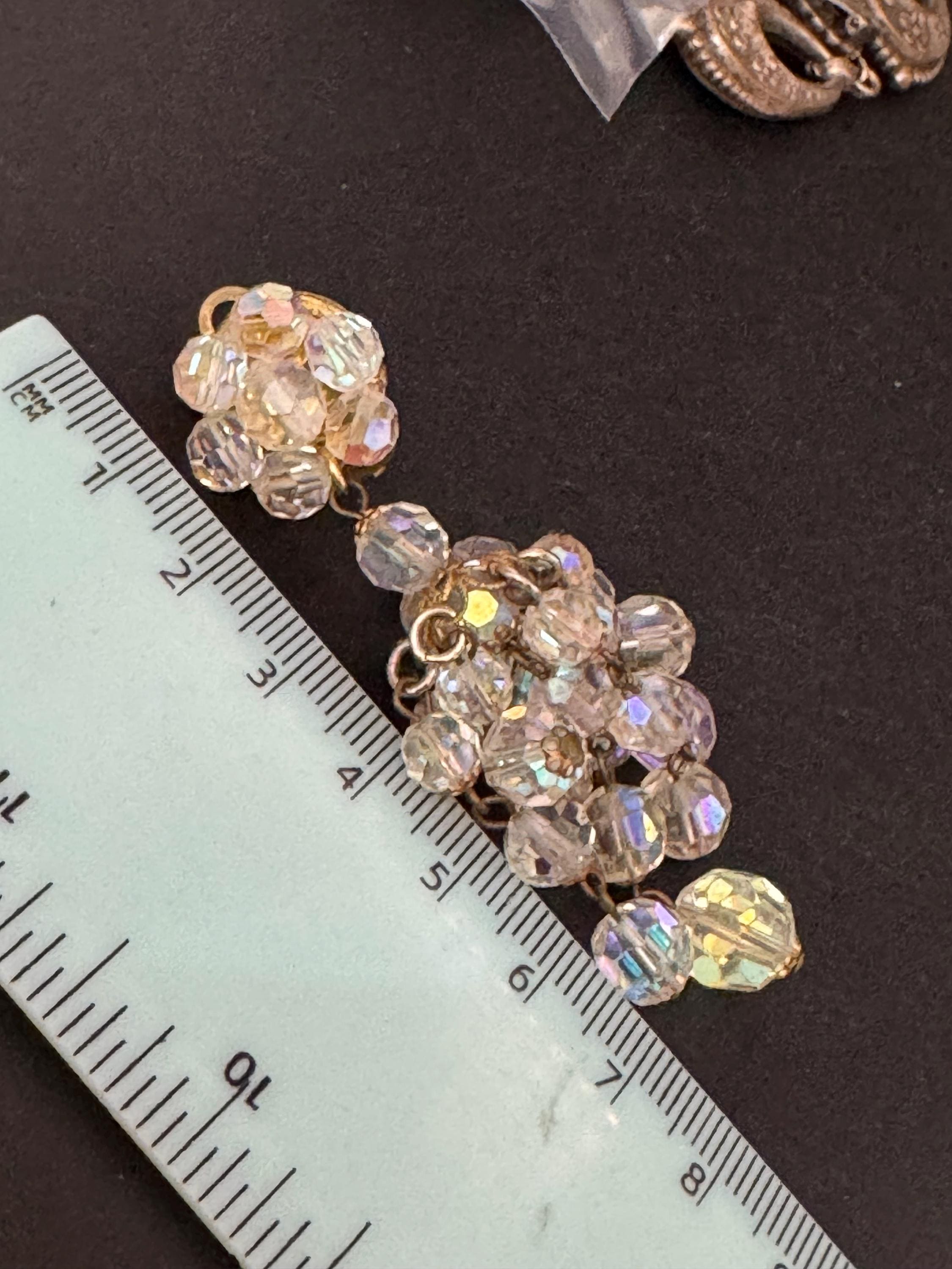Vintage clear aurora borealis glass beaded chandelier drop clip on earrings