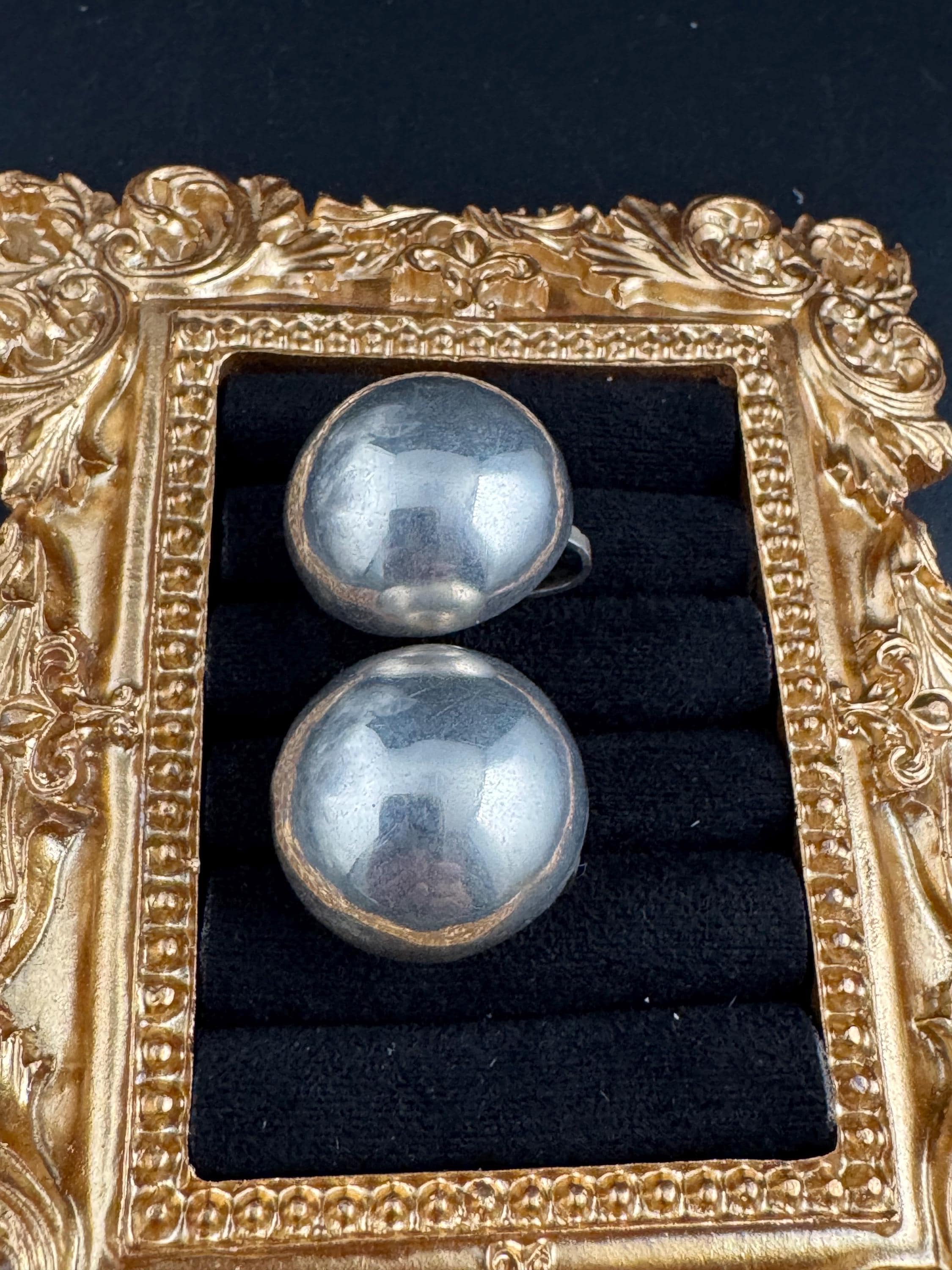 Vintage TAXCO rancho alecre dome earrings, 925 sterling silver clip on screw backs