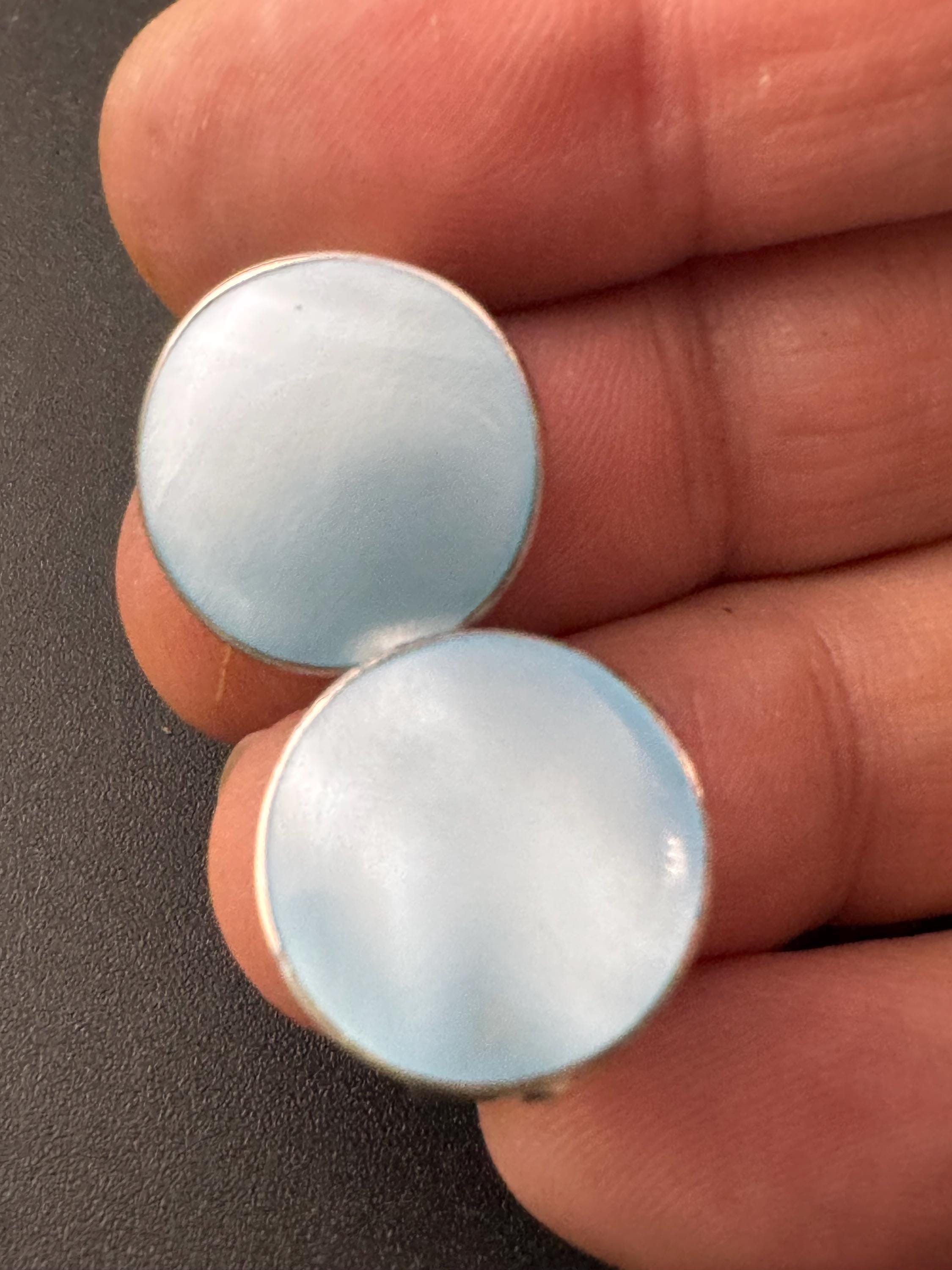 Small Vintage 925 blue natural shell sterling silver clip on earrings 1.4cm