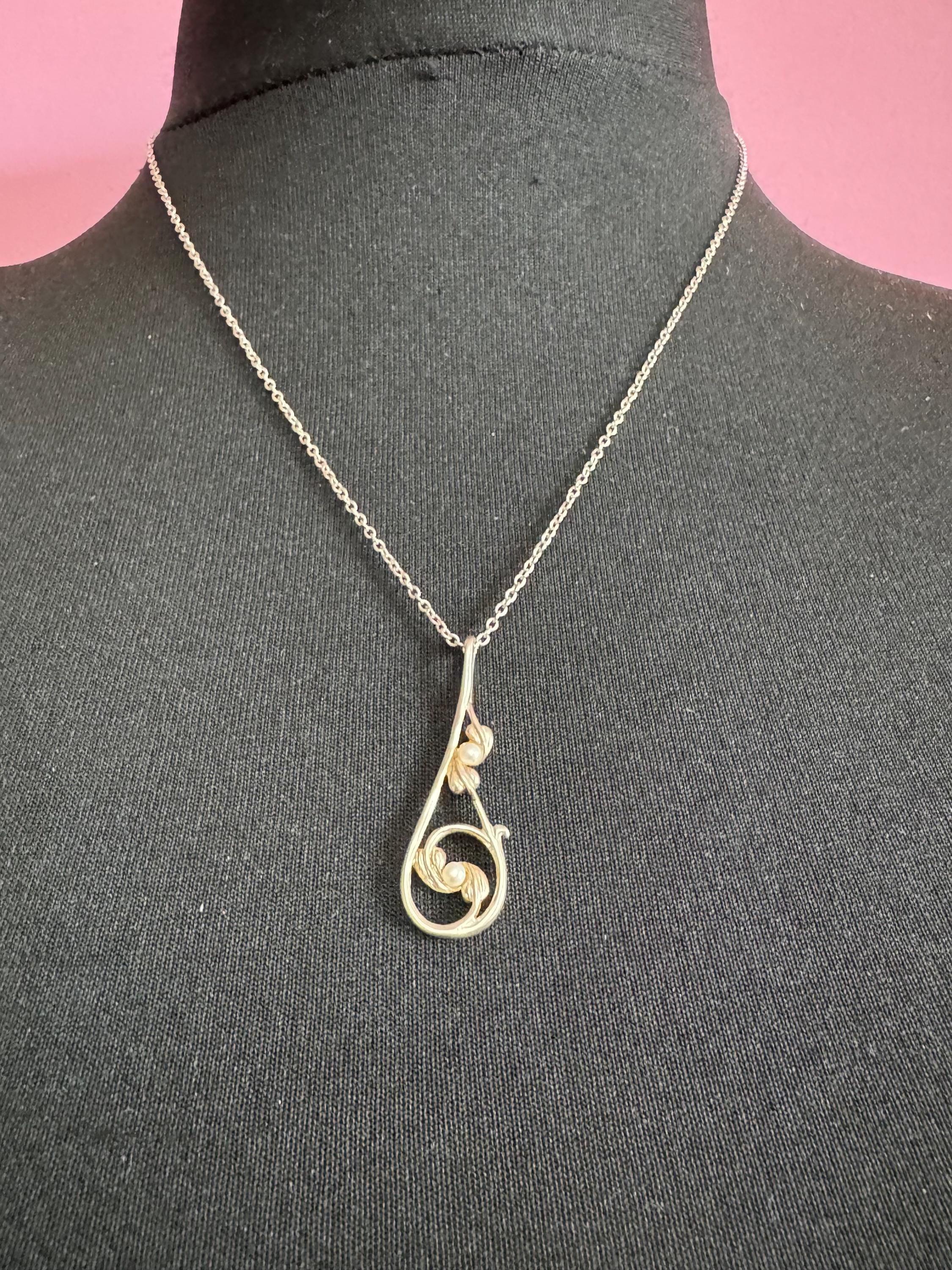 925 kit heath kh08 Silver and seed pearl pendant necklace, Charles Rennie Mackintosh style.