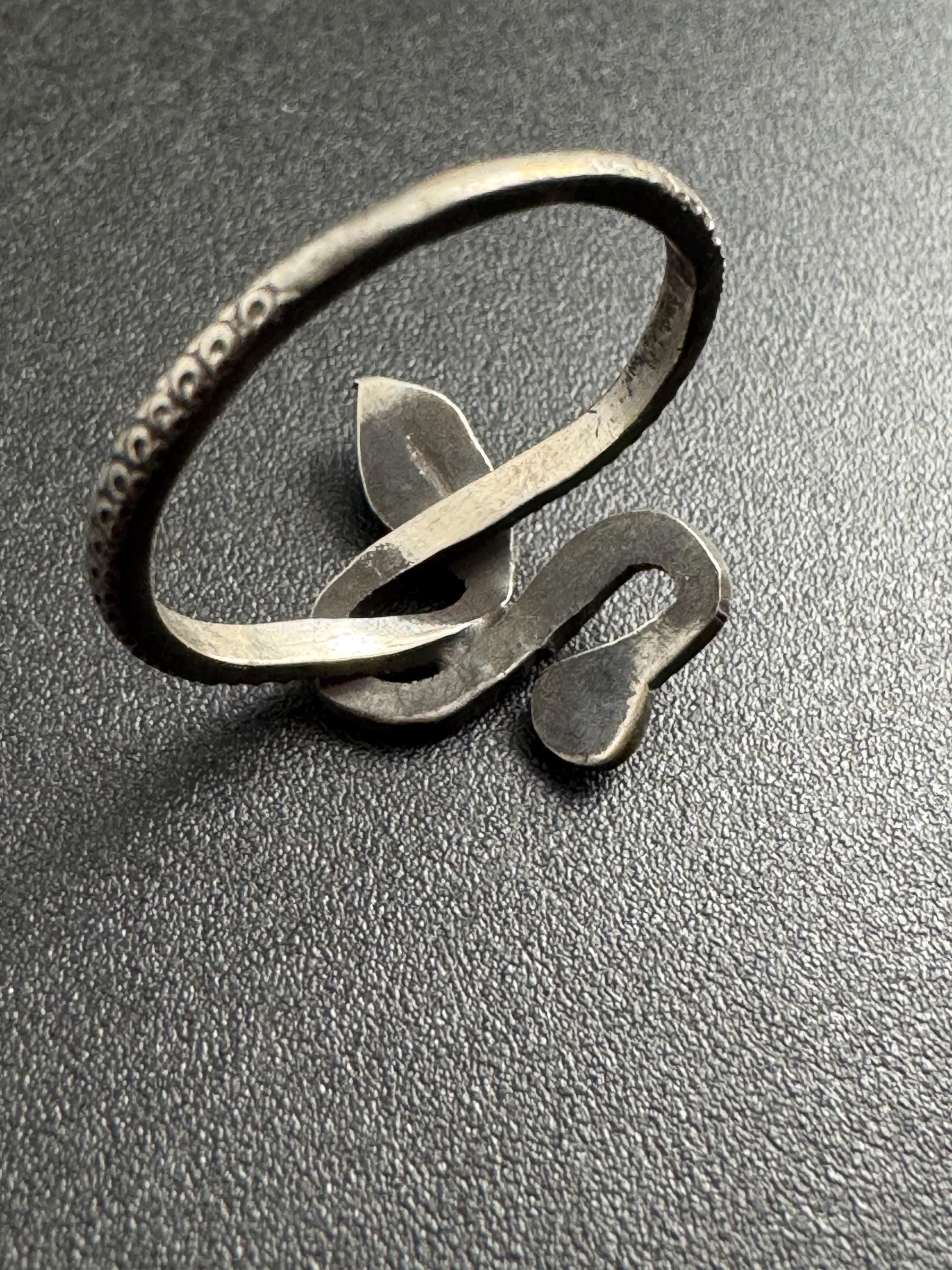 Vintage size N 925 sterling silver ladies snake ring 2 gm