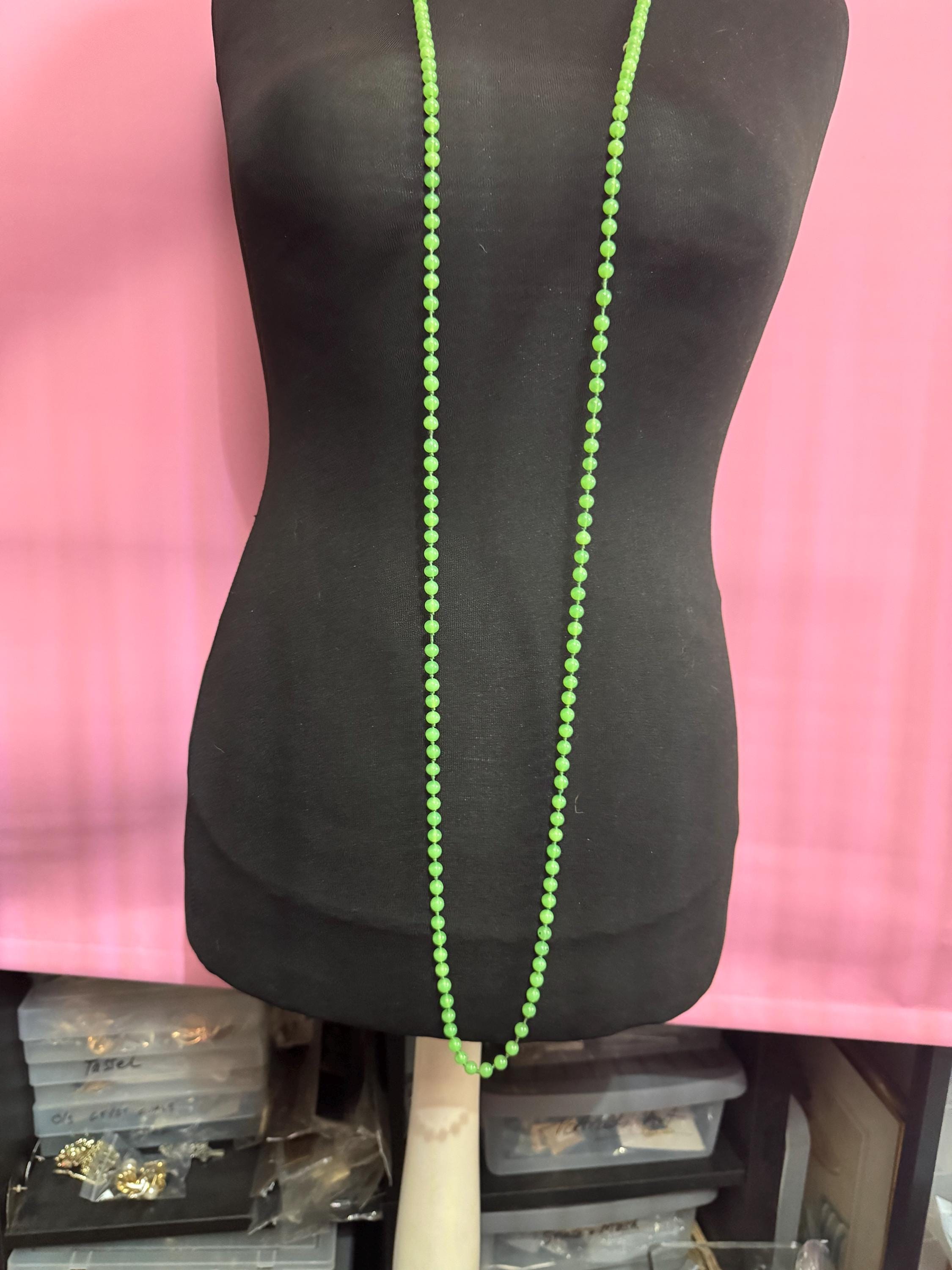 vintage Uranium UV glass beaded long necklace 168cm, flapper beads