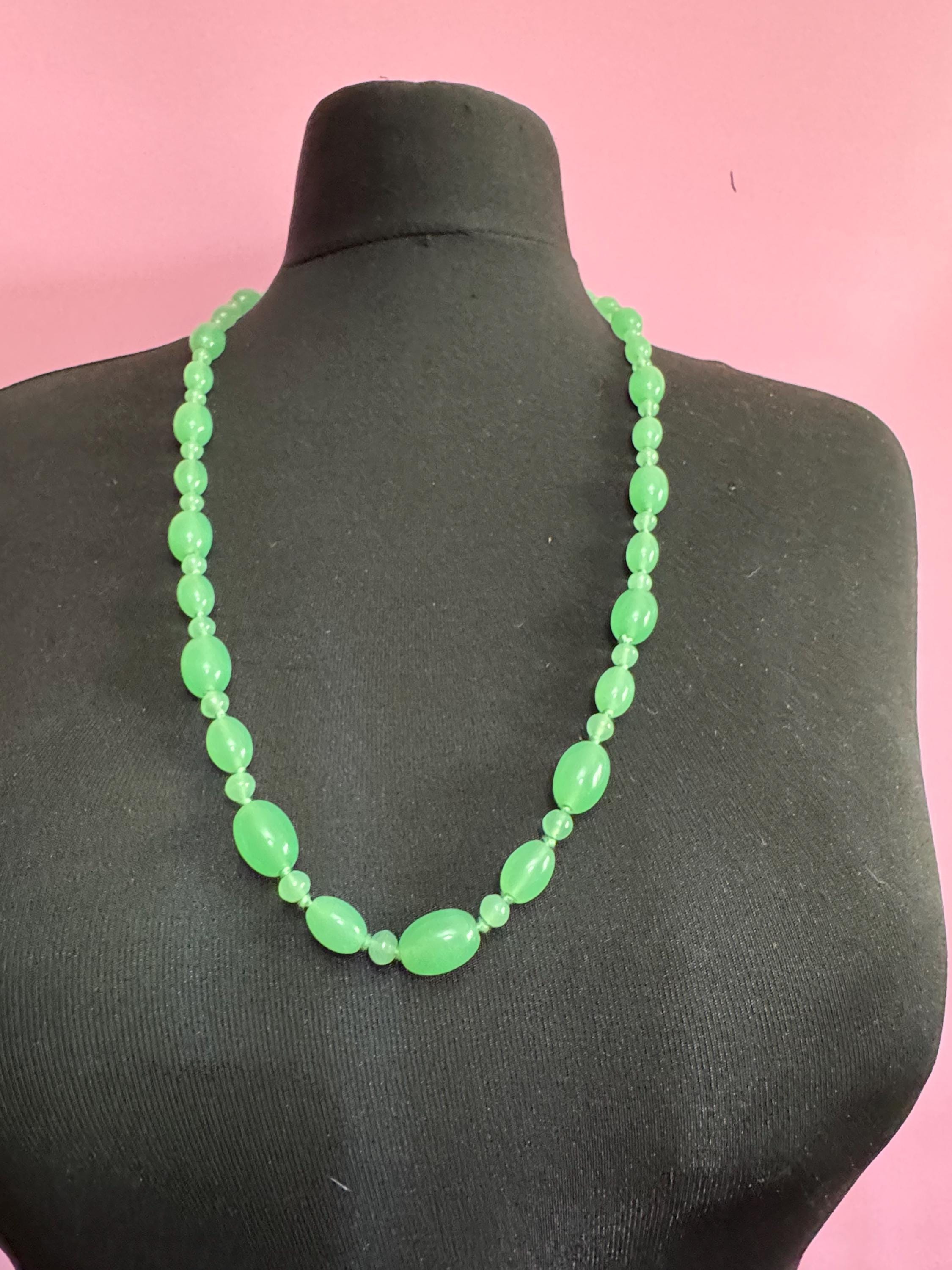 vintage Uranium UV glass beaded necklace 80cm, Czech beads