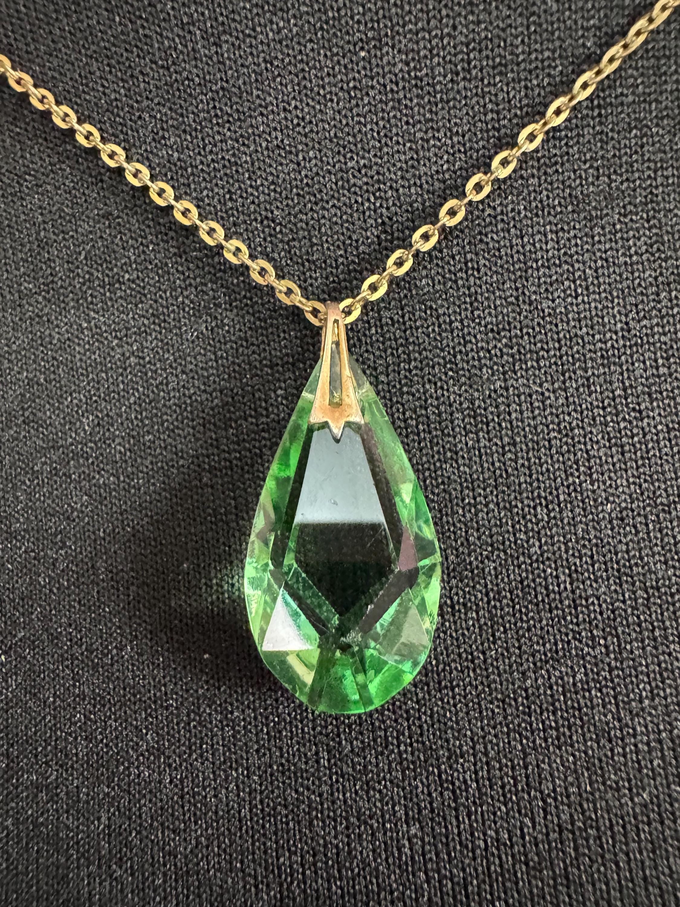Rolled gold Art Deco emerald green teardrop pendant drop Necklace Antique
