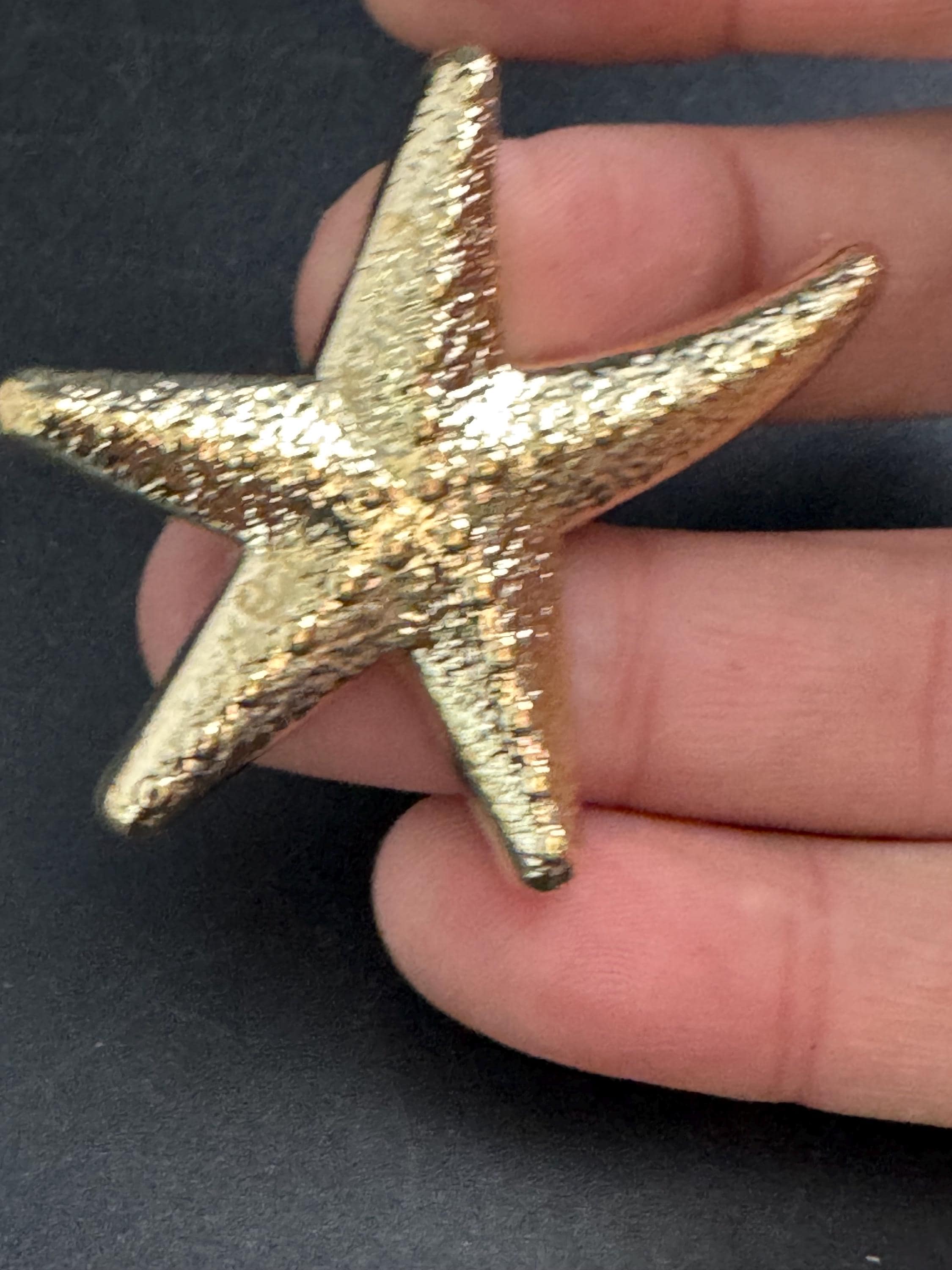 large gold starfish button, 4cm 1 piece 40mm nautical range