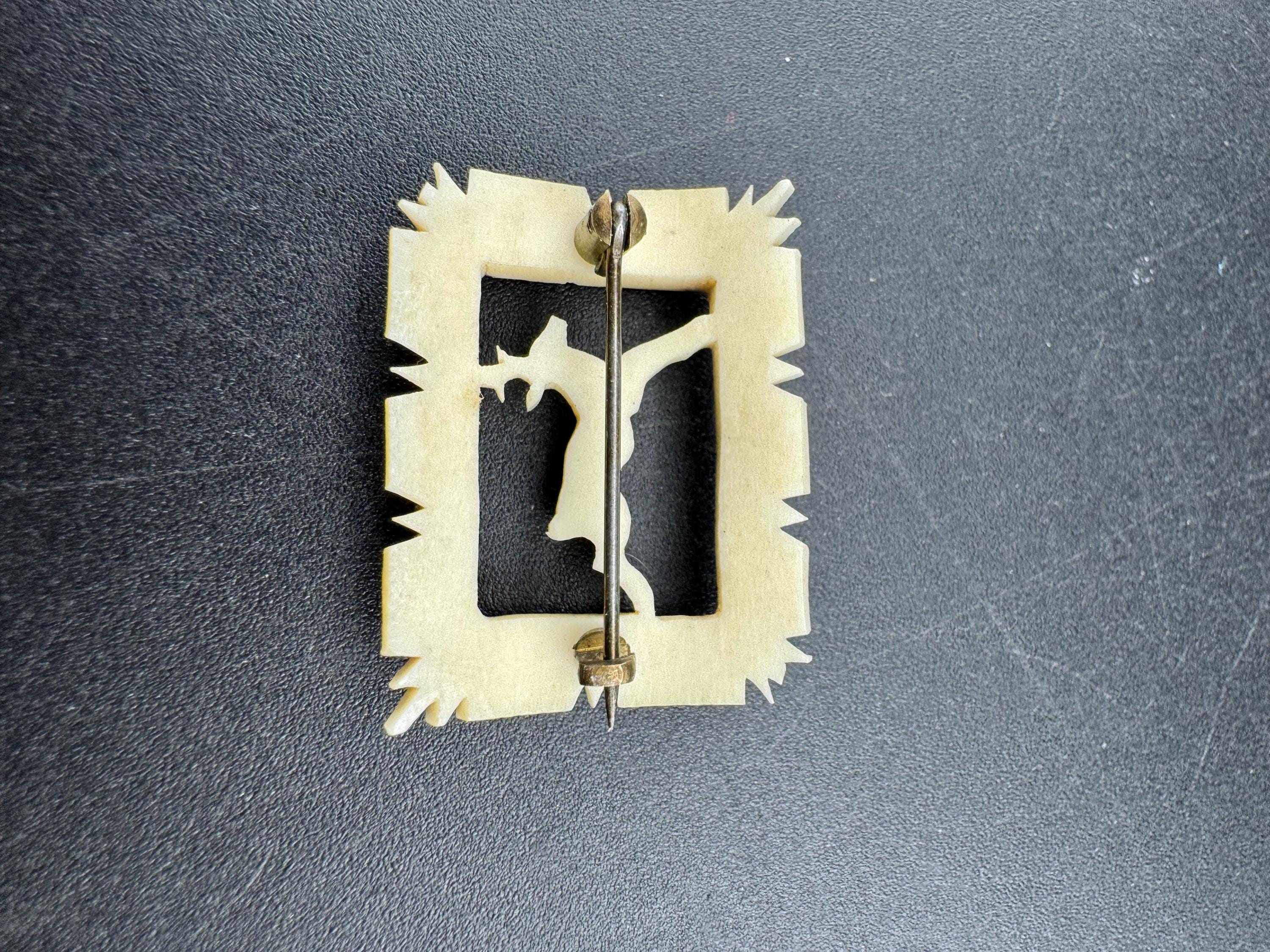 Vintage cream celluloid woodland stag brooch, cut out work early plastic 1930s