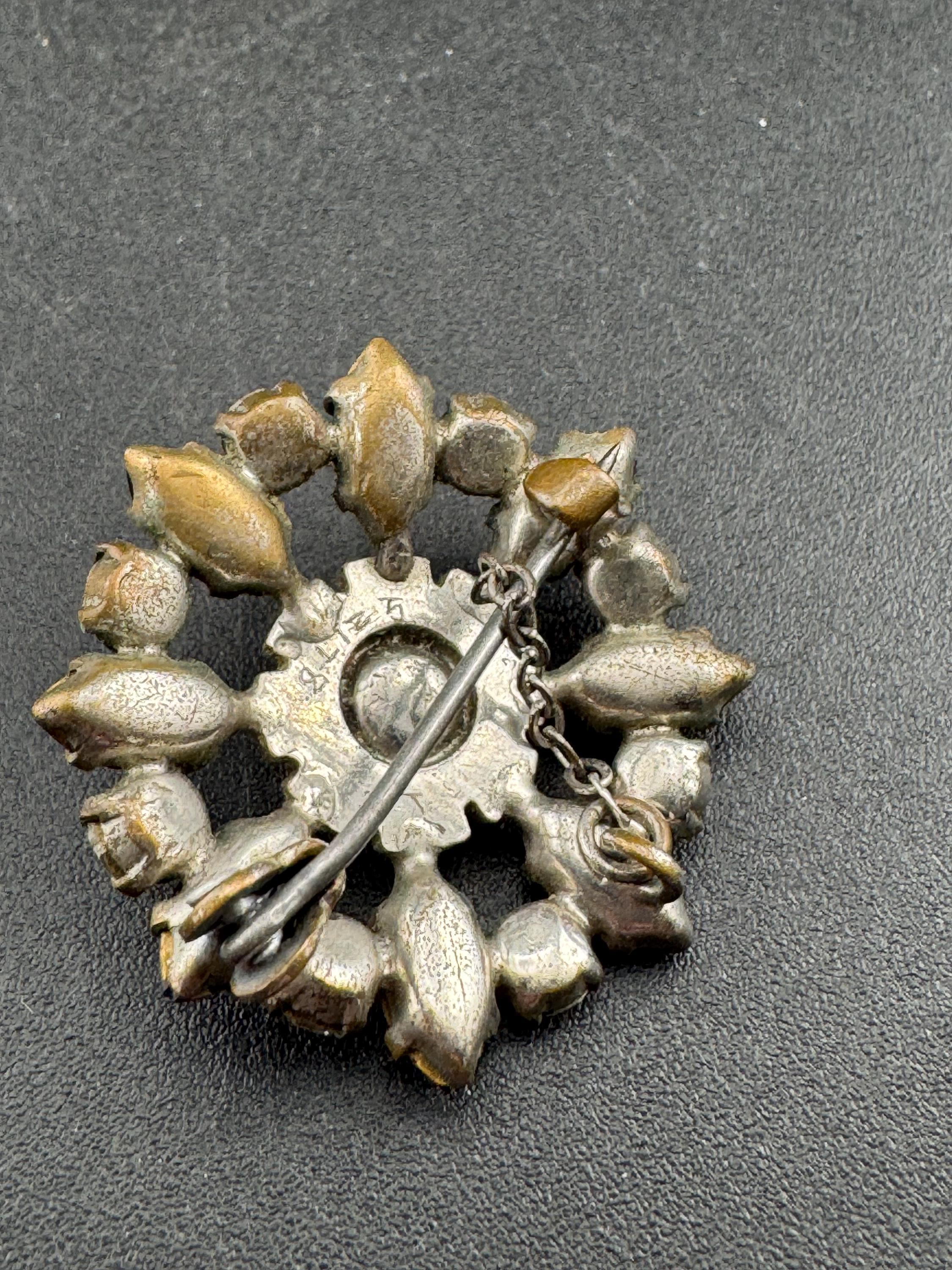 Edwardian amethyst rhinestone small Brooch with c clasp, purple and clear