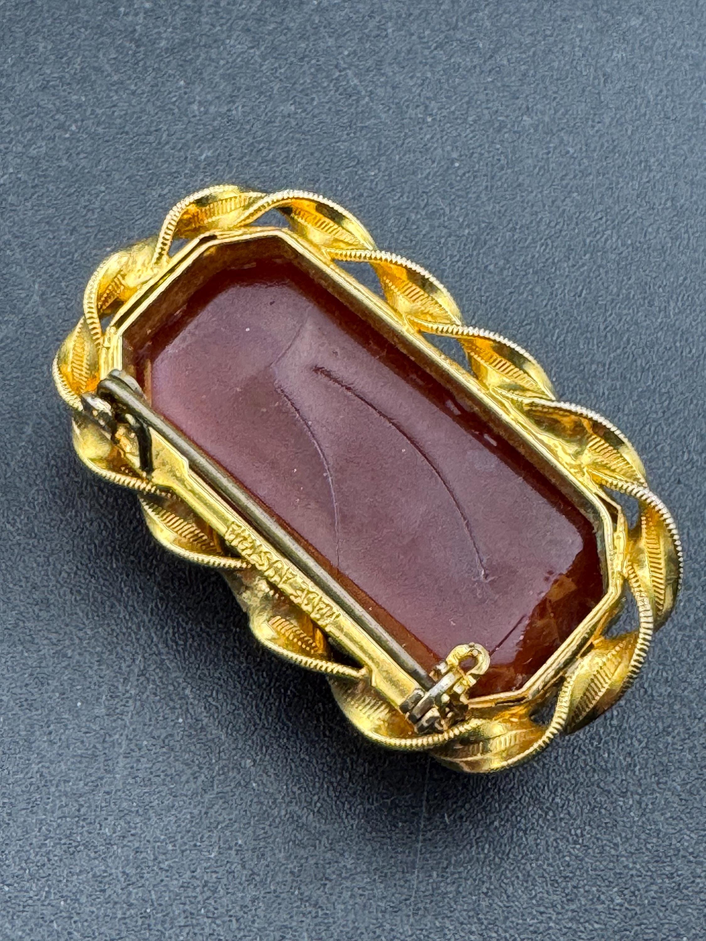 Signed Austria Red carnelian cabochon brooch, gold plated