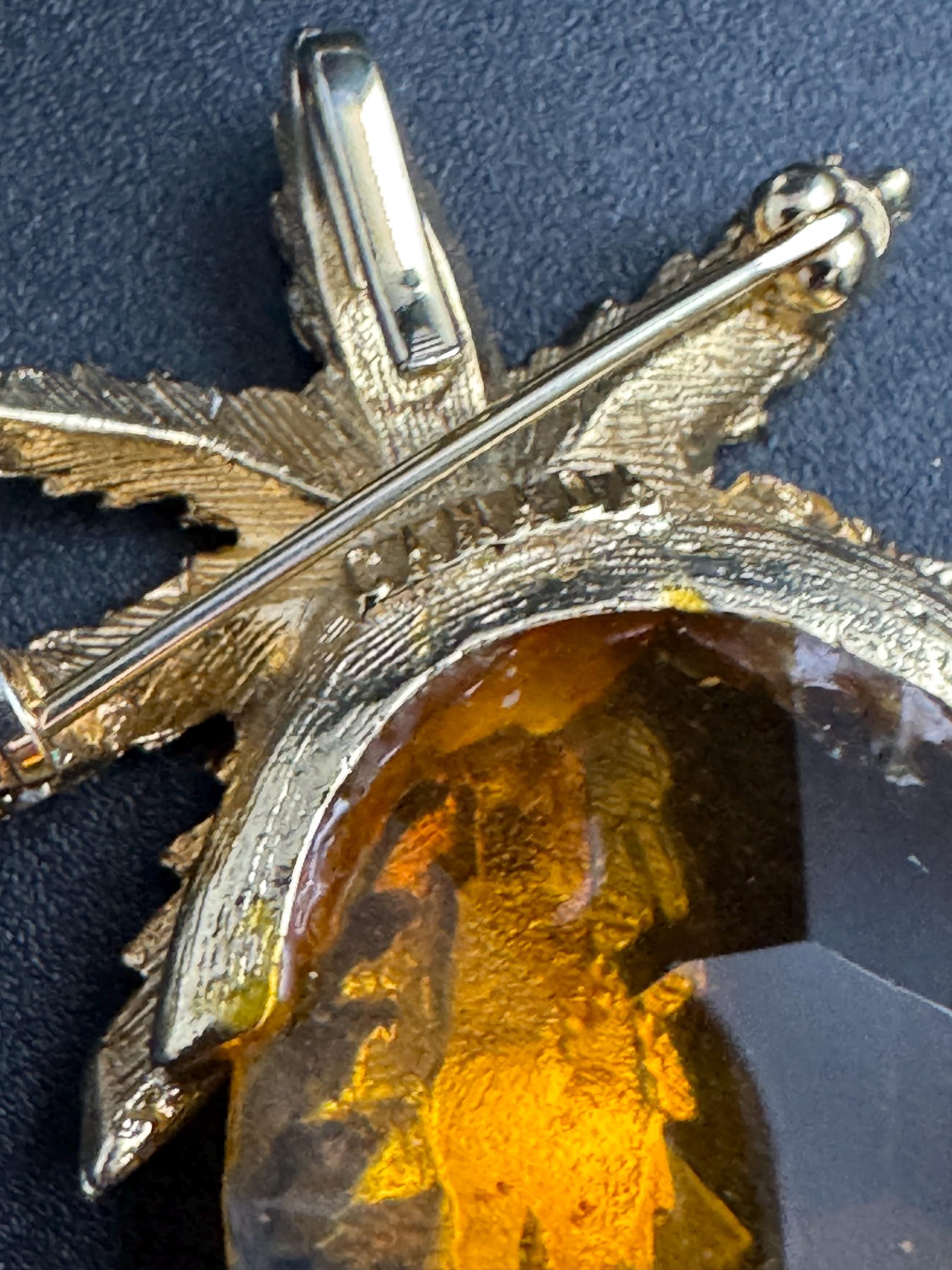 Vintage 1960s Sarah Coventry combination pineapple brooch pendant