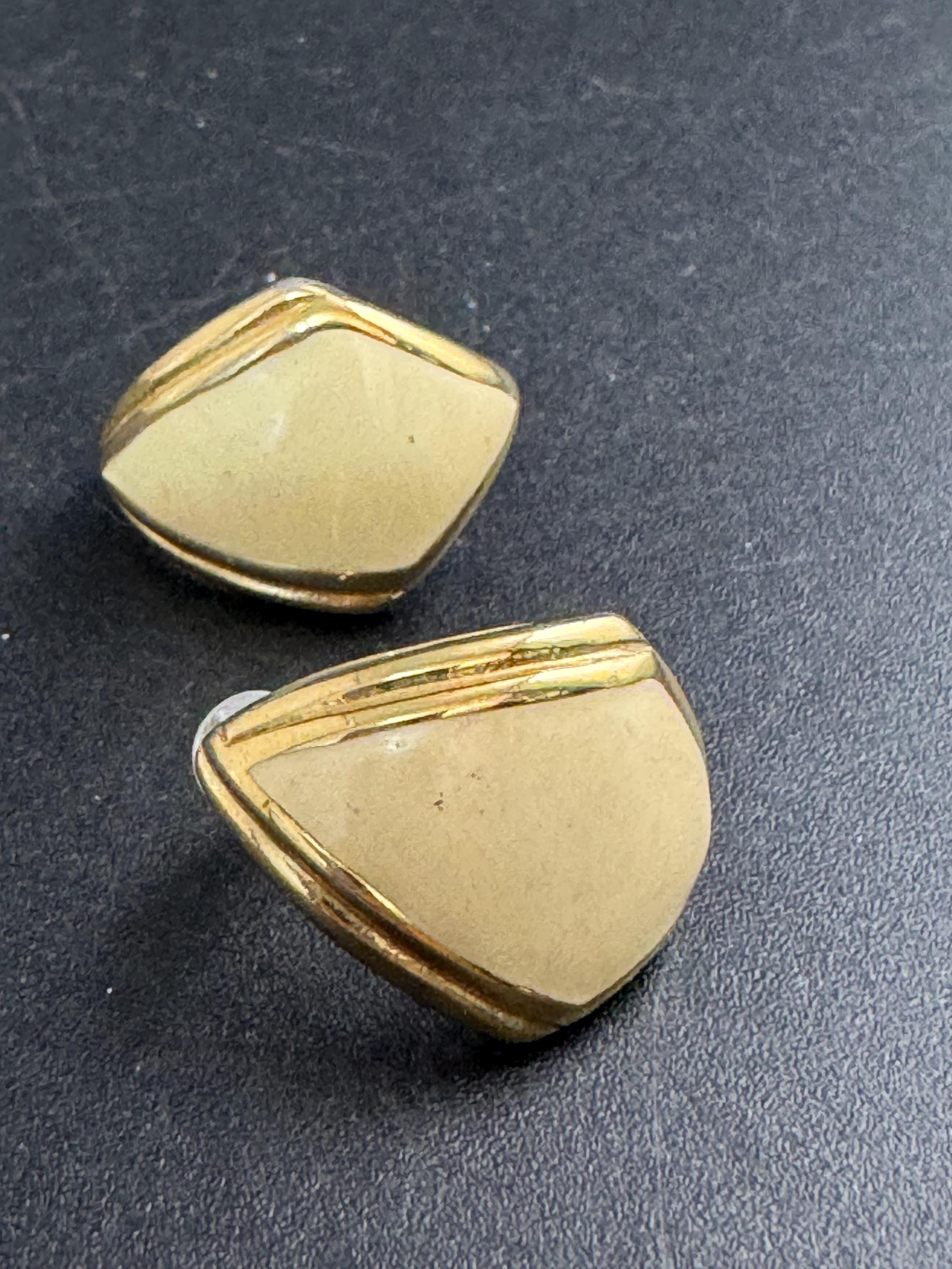 Signed MONET cream enamel pierced earrings, 80s studs