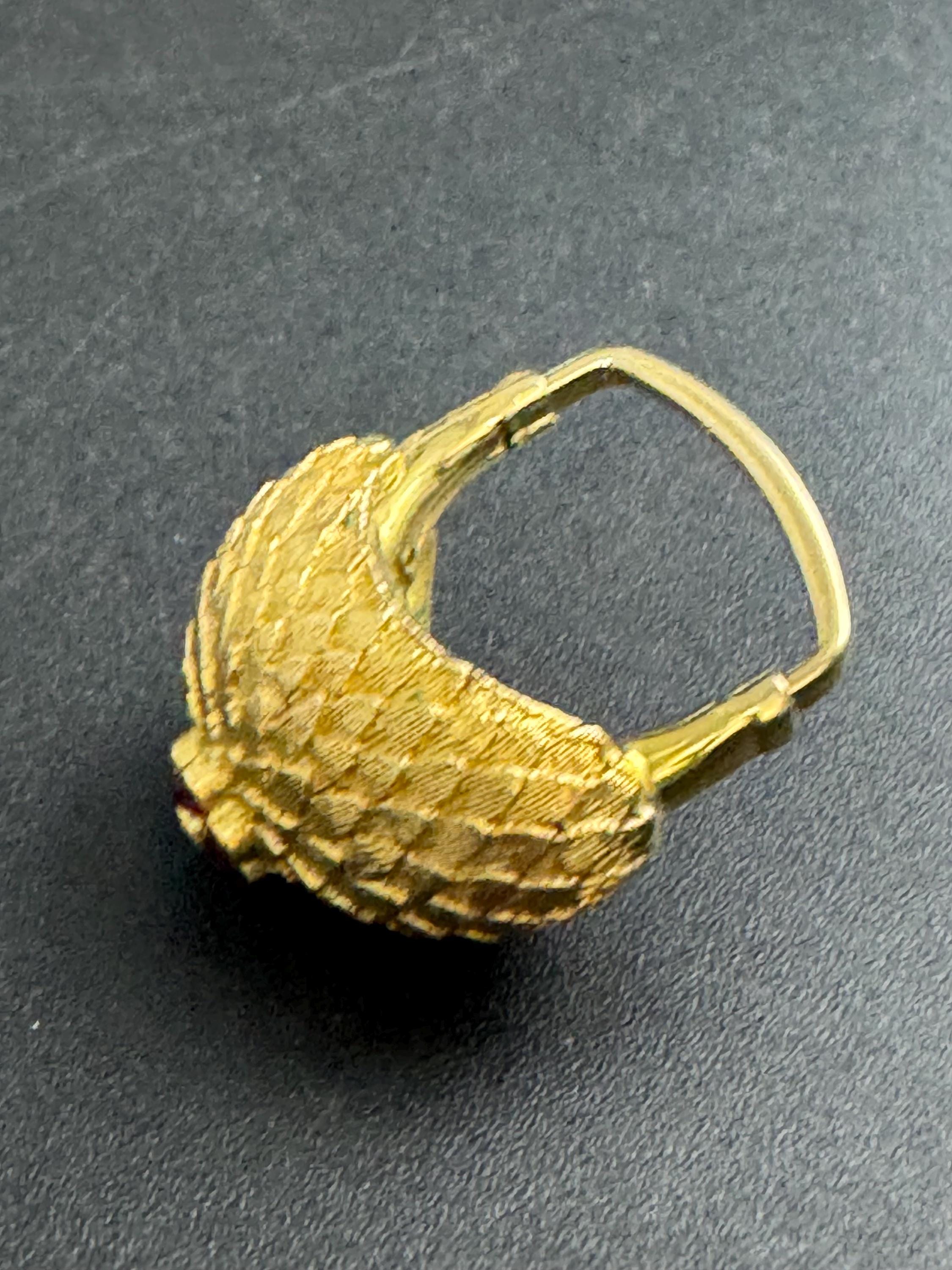 Signed VENDOME Gold and Ruby rhinestone dress ring