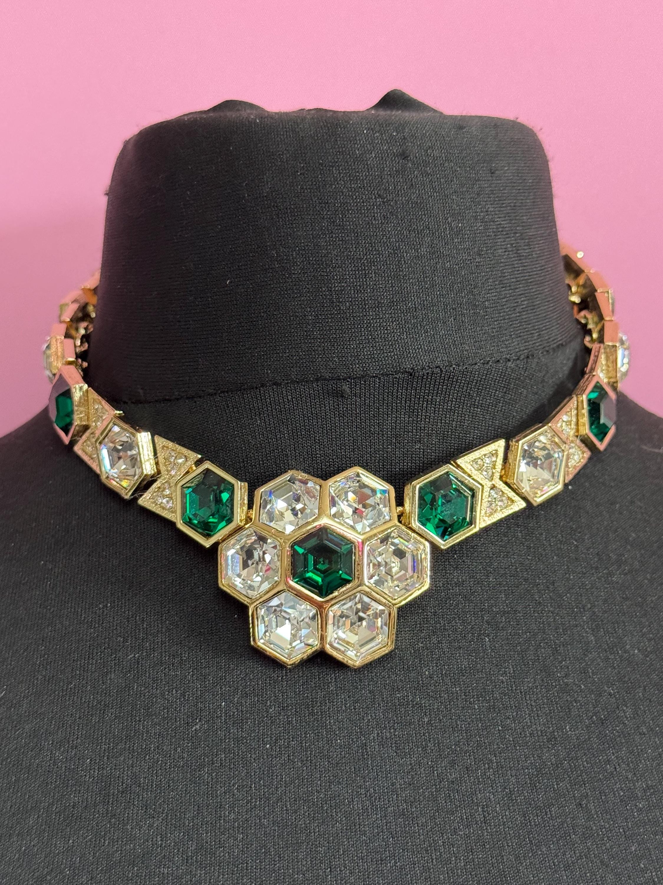 Vintage Swarovski Crystal Choker: emerald green Rhinestone Gold Tone Necklace